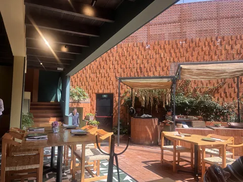 Pariente Restaurante image 1