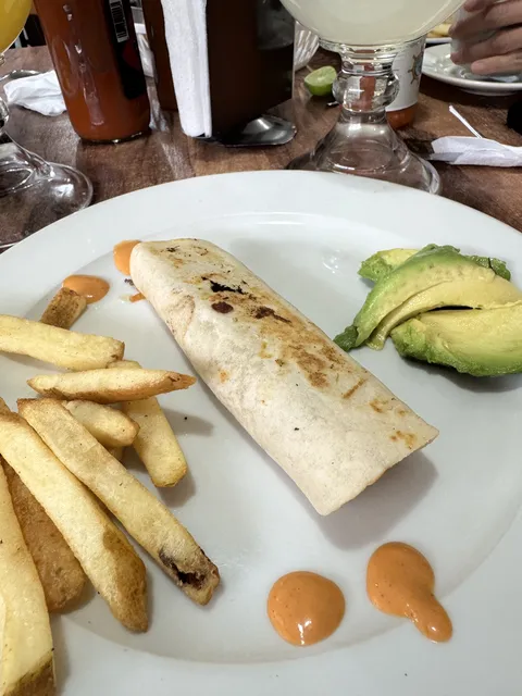 Mariscos Roque image 2