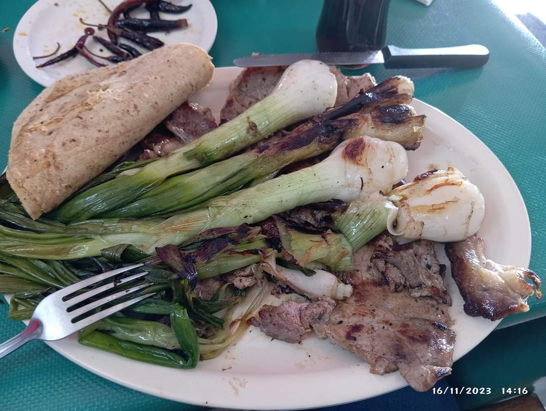 Tacos " Los paisas " est.1968 image 10