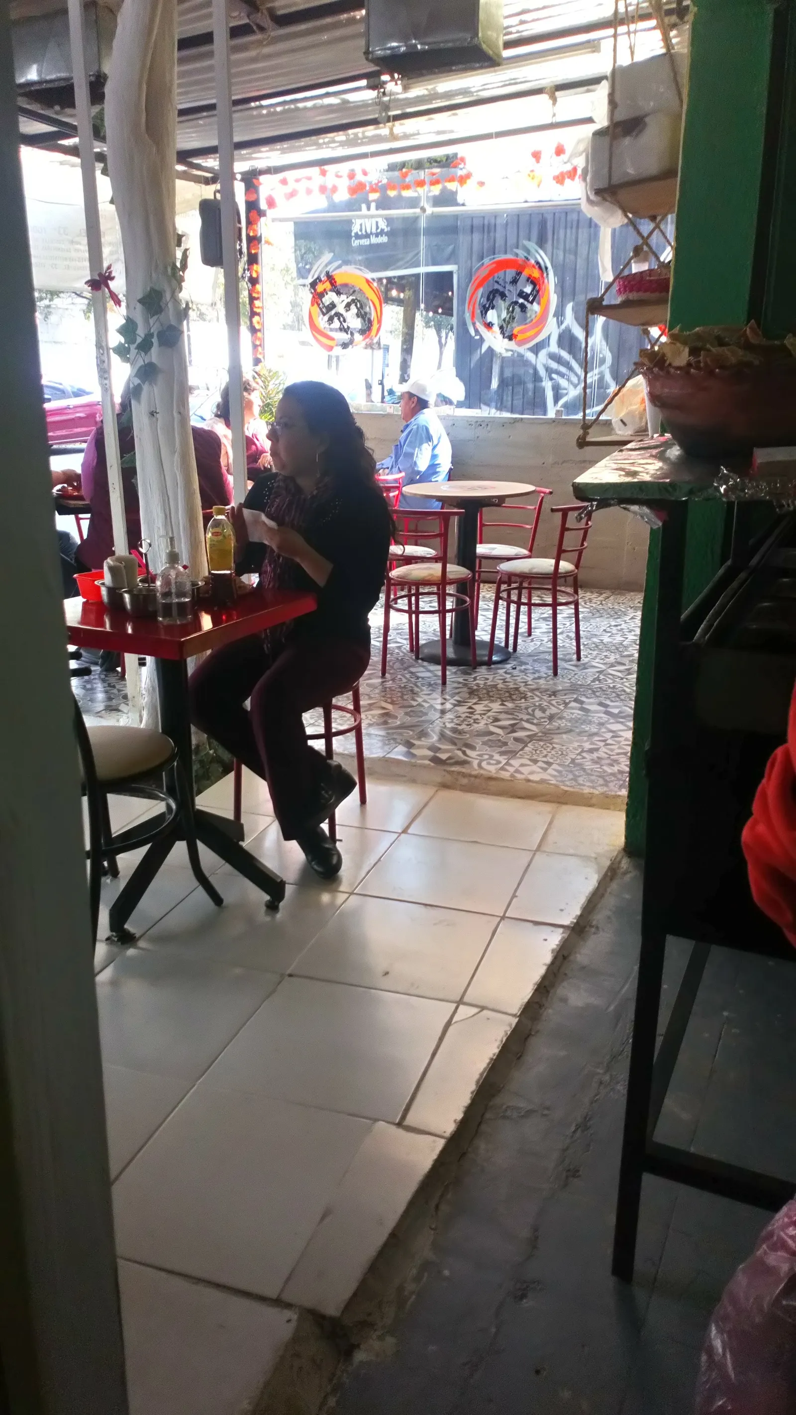 El 33 image 3