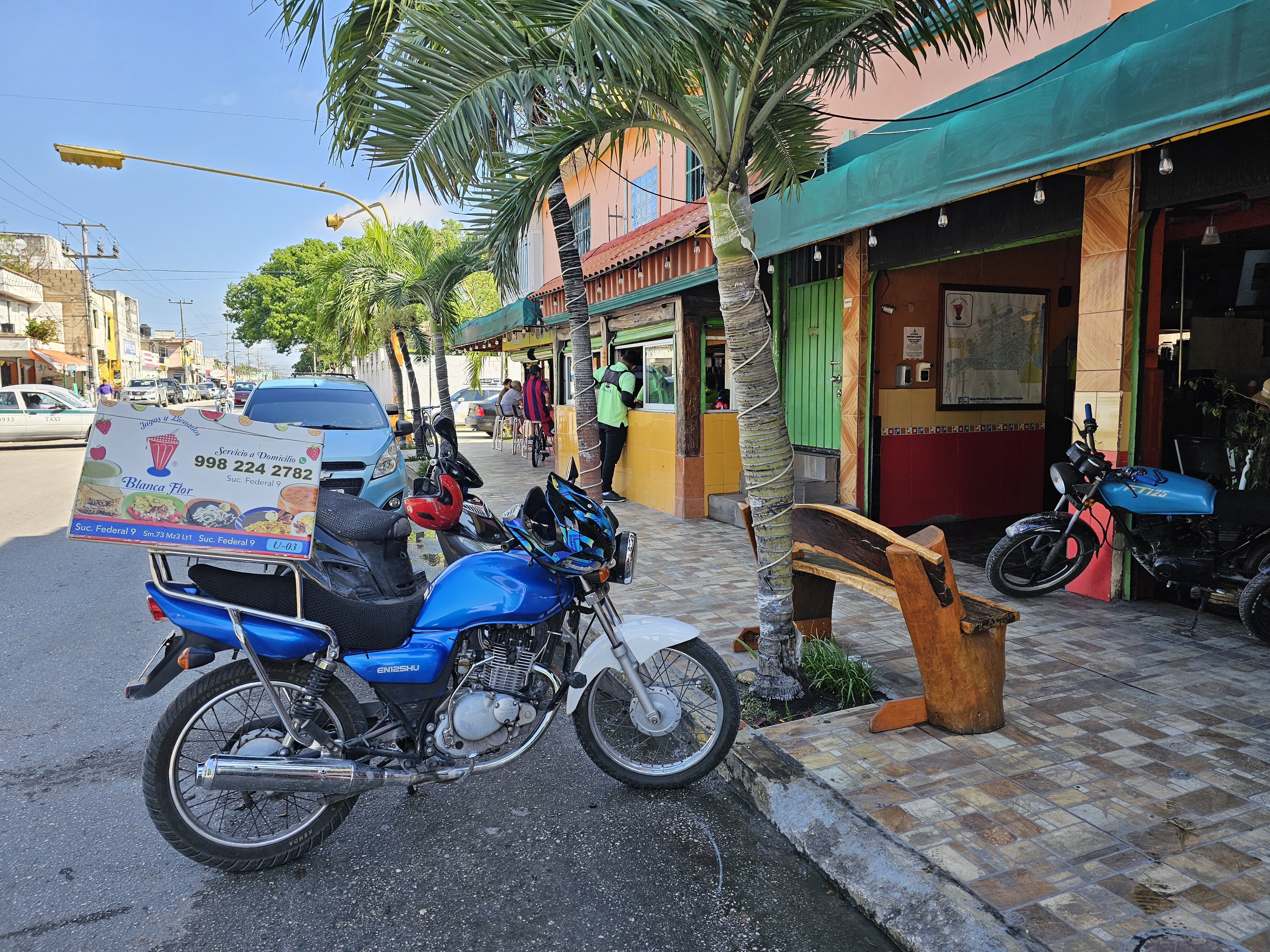 Jugos y Licuados Blanca Flor image 7