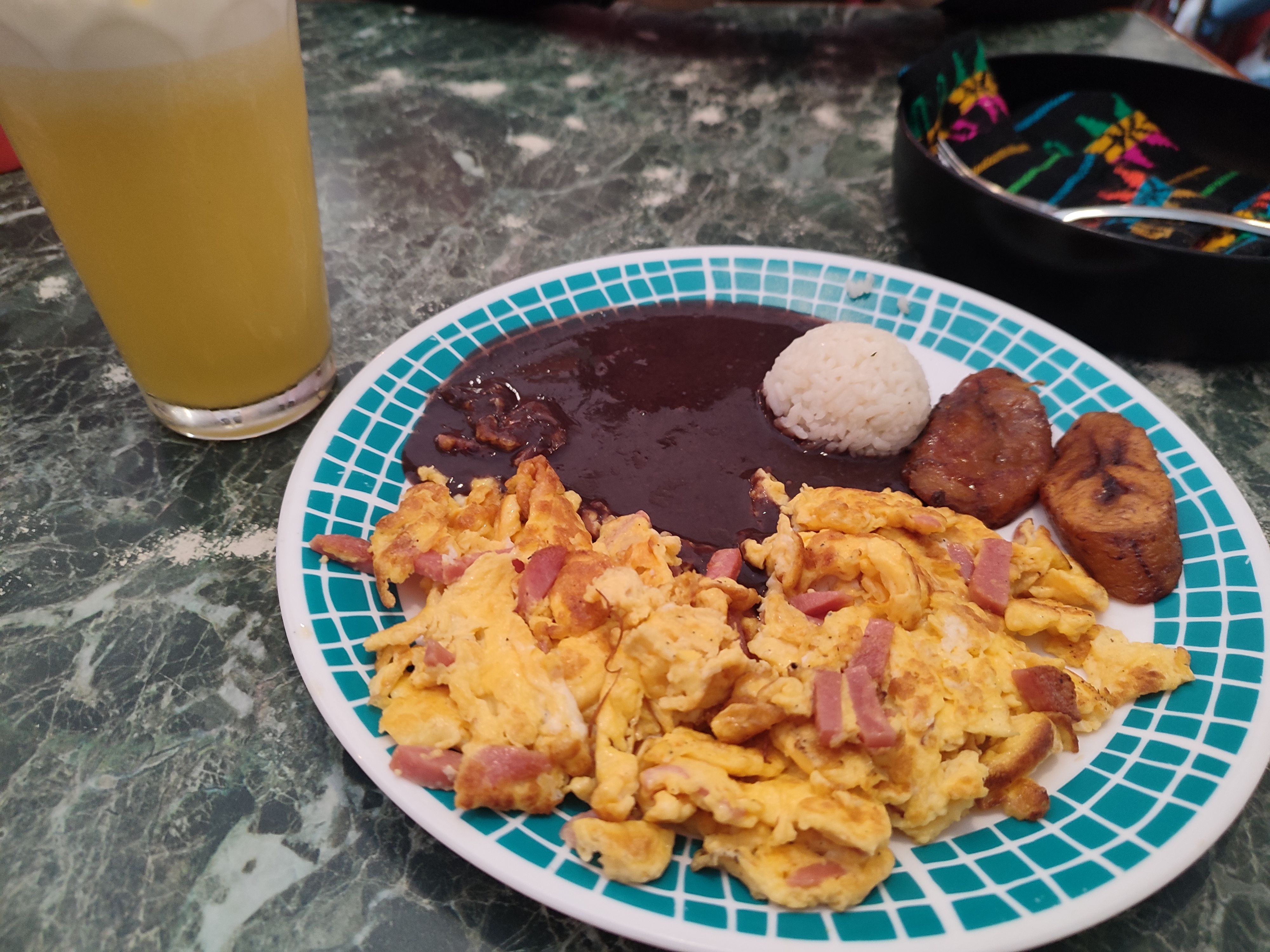 Jugos y Licuados Blanca Flor image 8