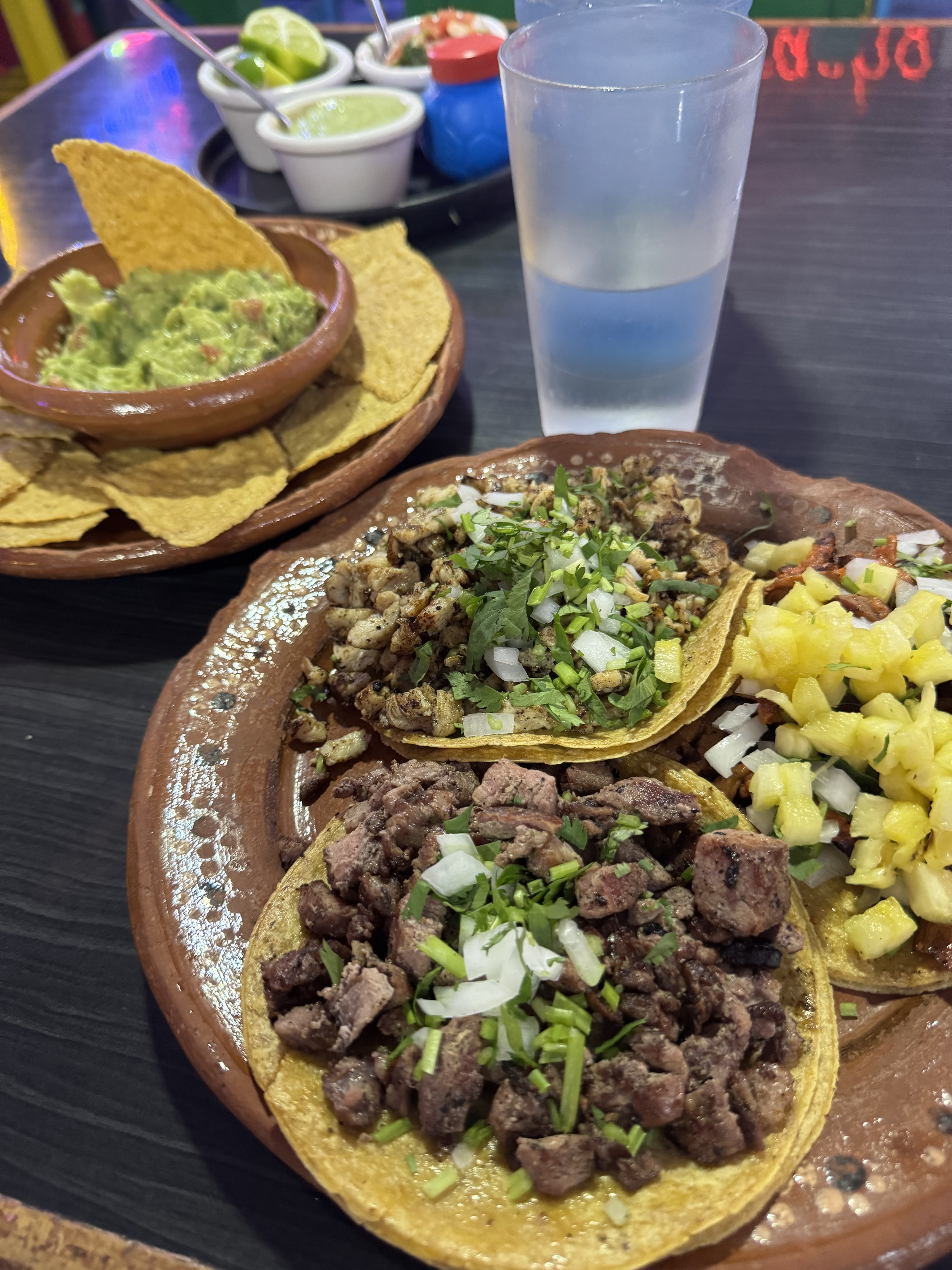 La Lotería Taquería image 3