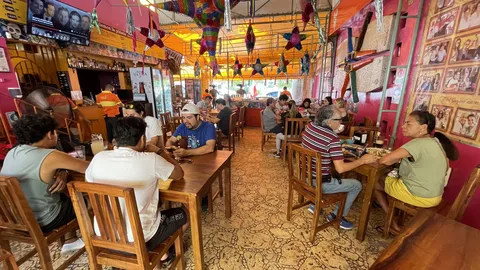 Restaurante La Fonda de las Piñatas image 1