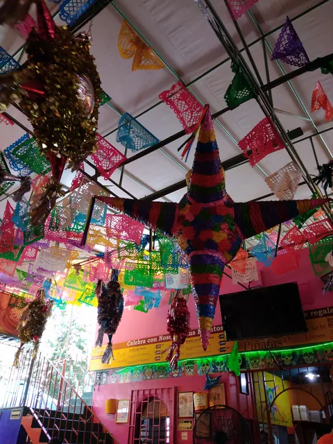Restaurante La Fonda de las Piñatas image 8