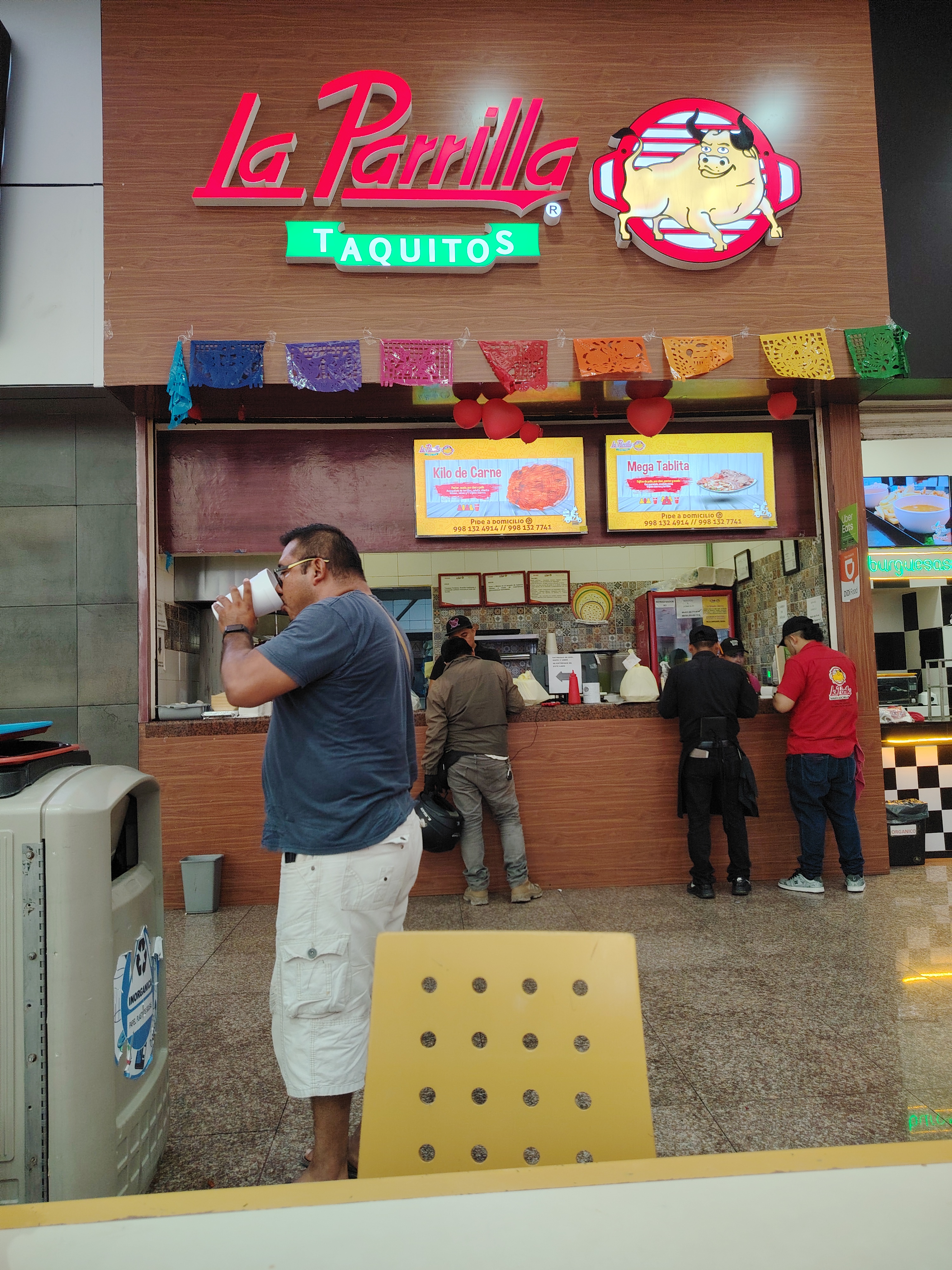 La Parrilla Cancún Mall image 3