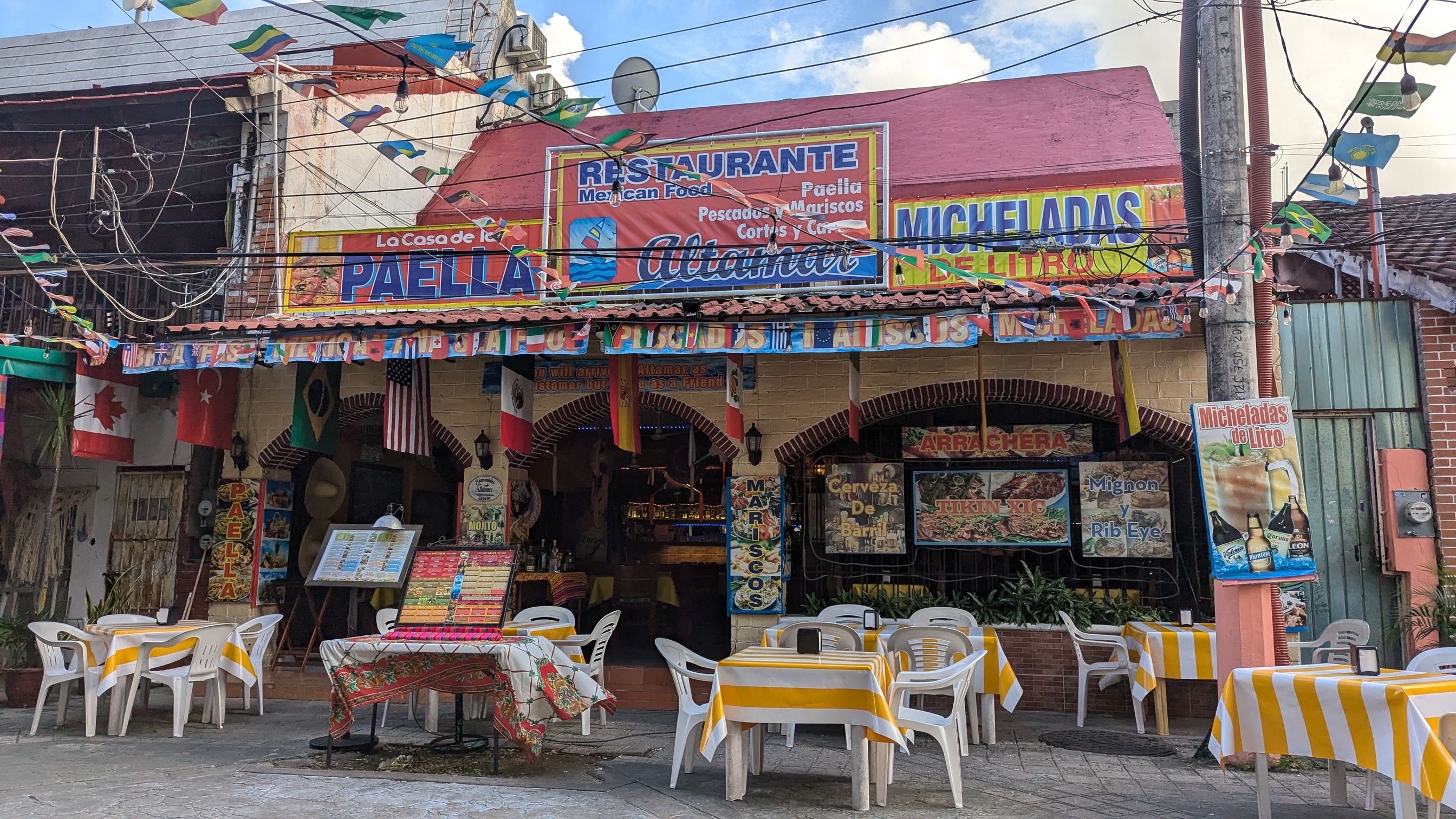 Altamar Bar and Restaurant image 1