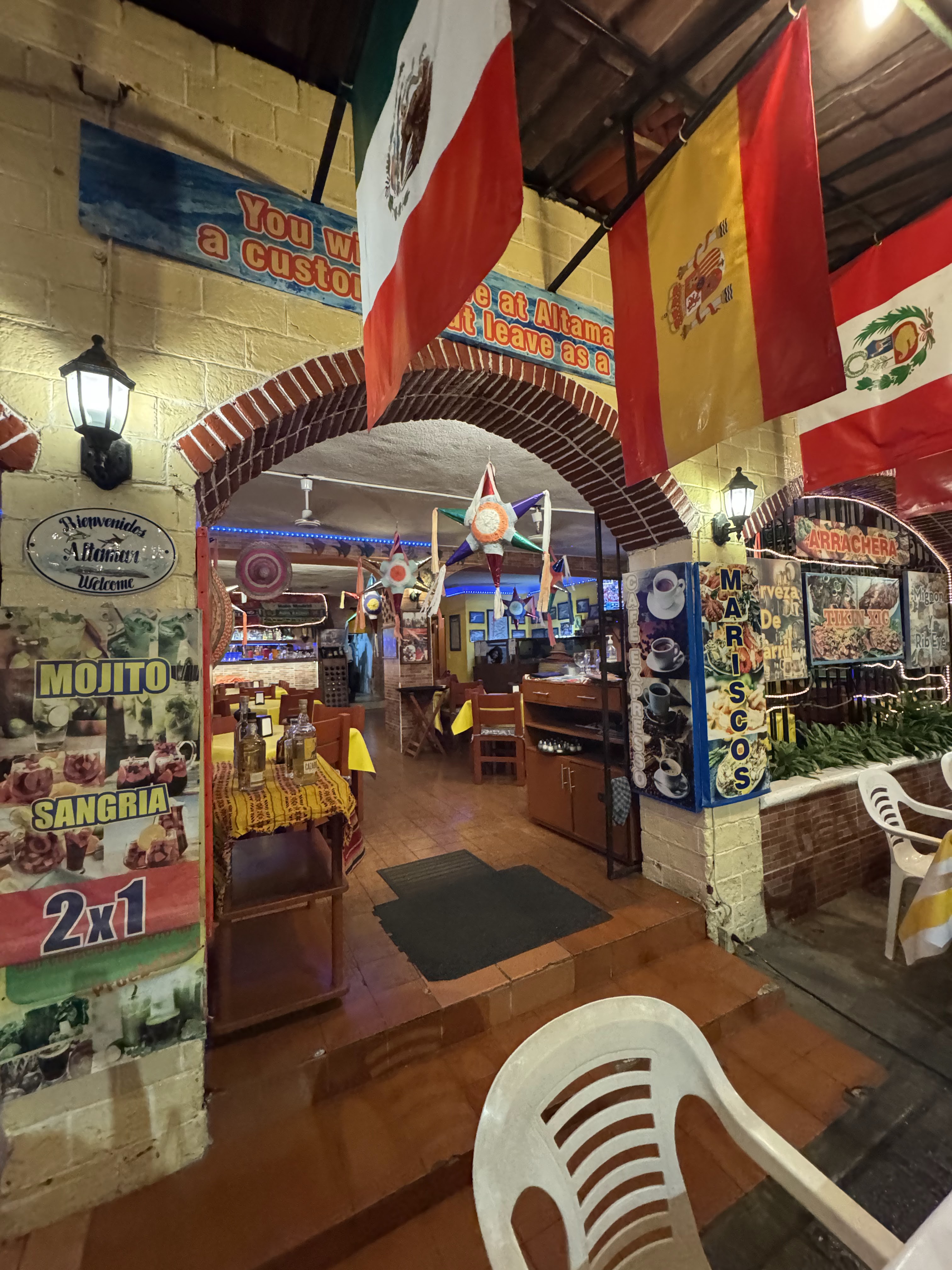 Altamar Bar and Restaurant image 6