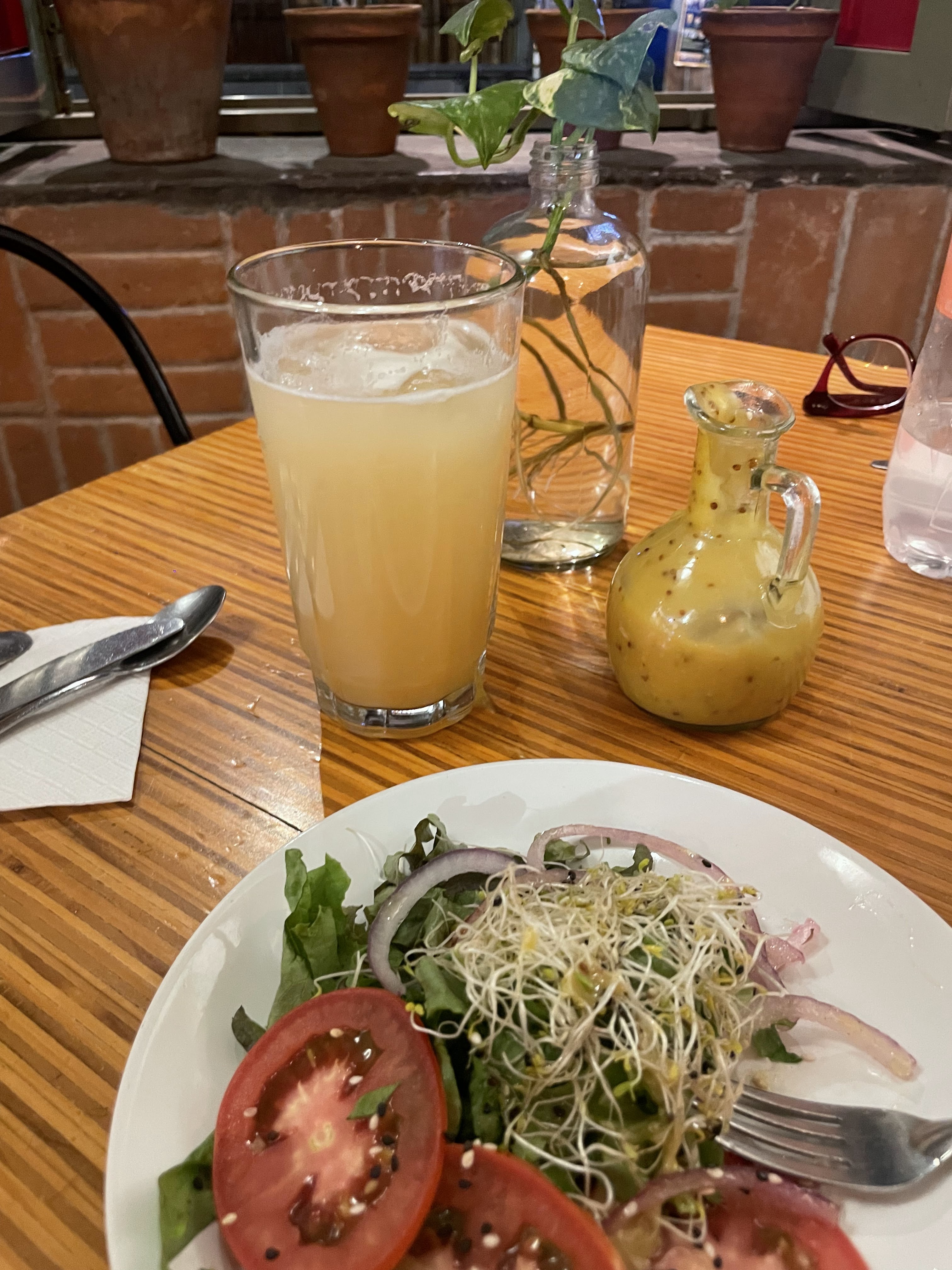 Ecos del Mundo image 5