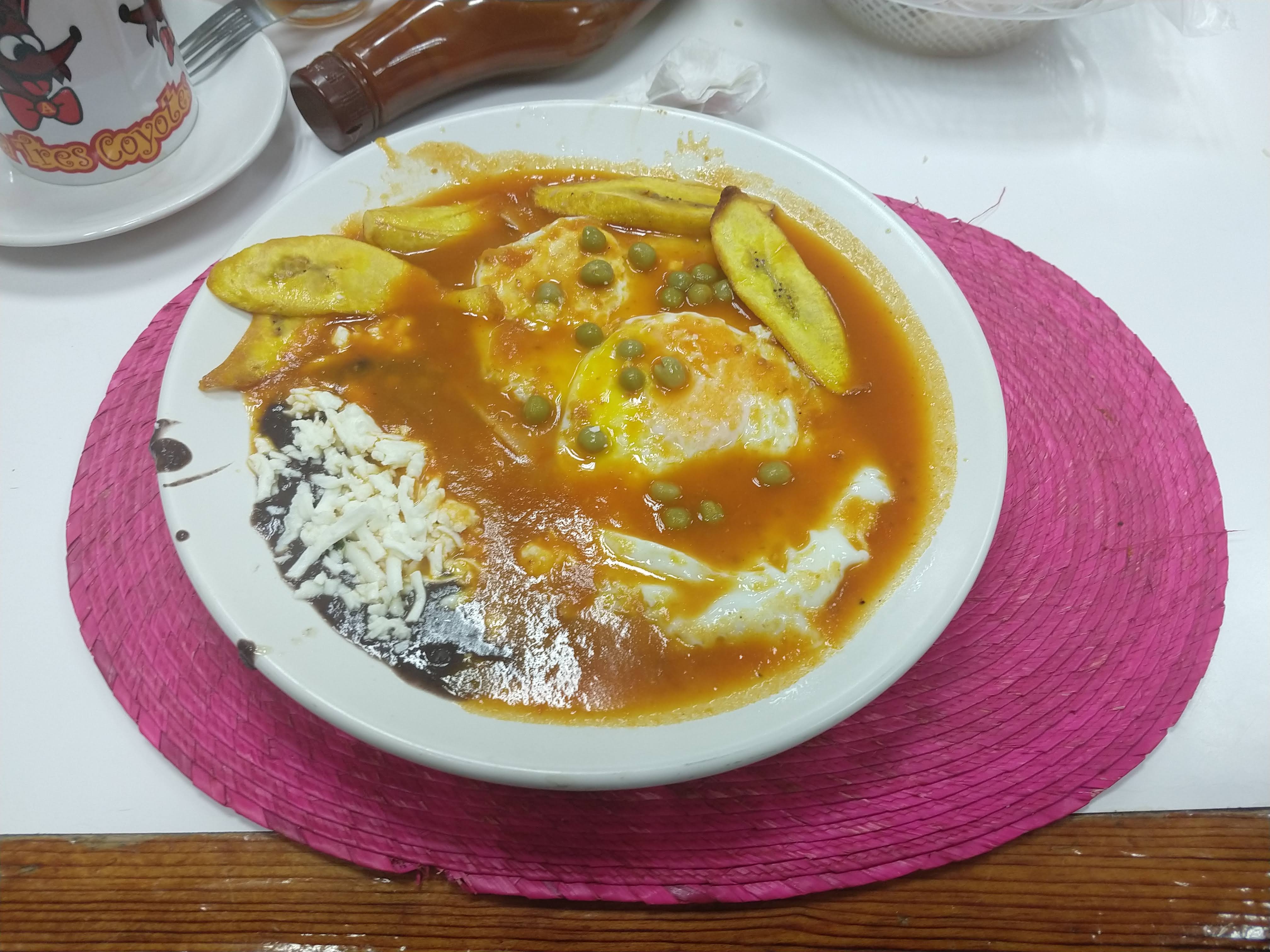 Tres Coyotes Restaurante image 3