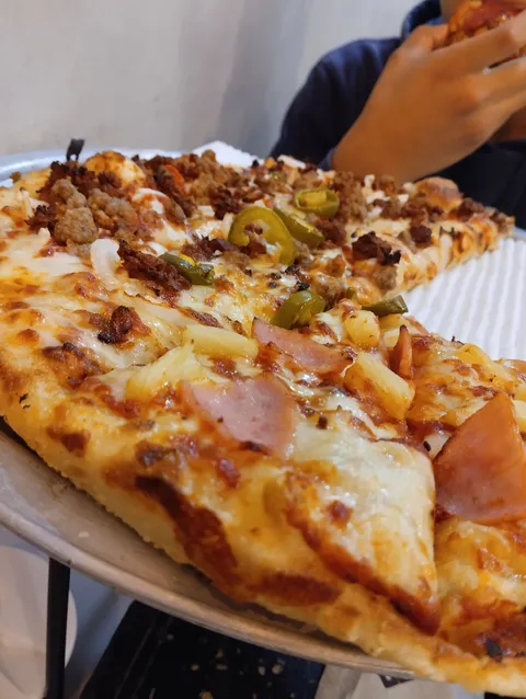 Domino's image 2
