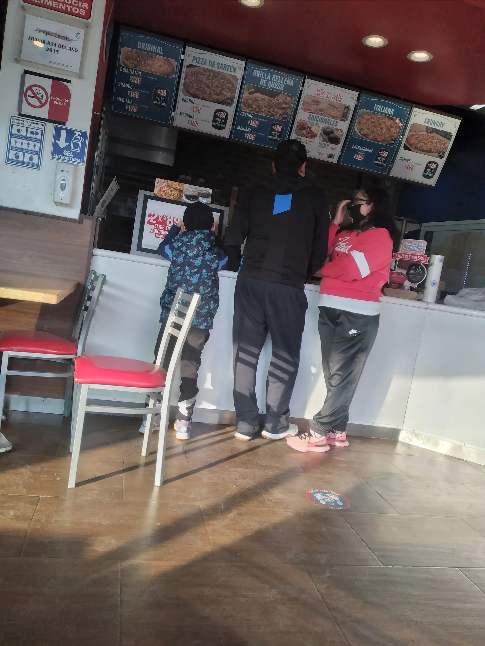 Domino's image 5
