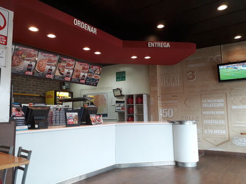 Domino's image 8
