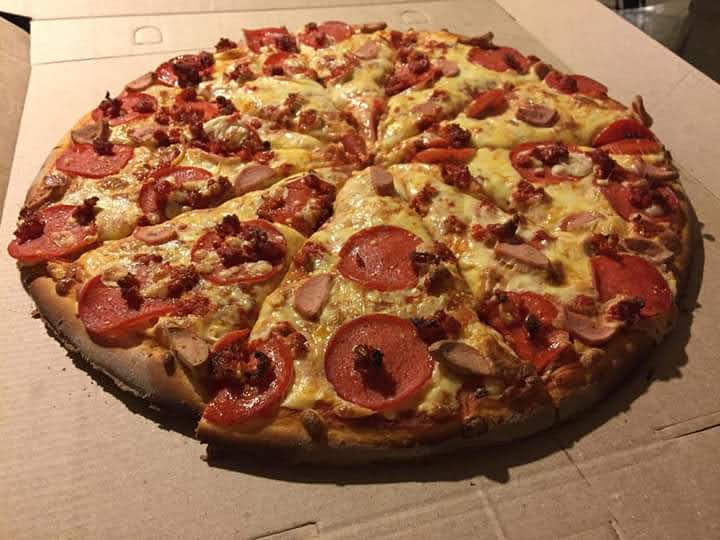 Valentine's pizza image 4