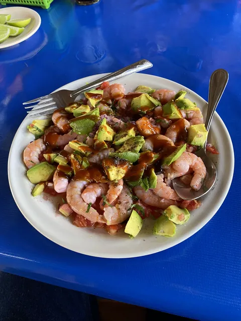 El Bucanero image 4