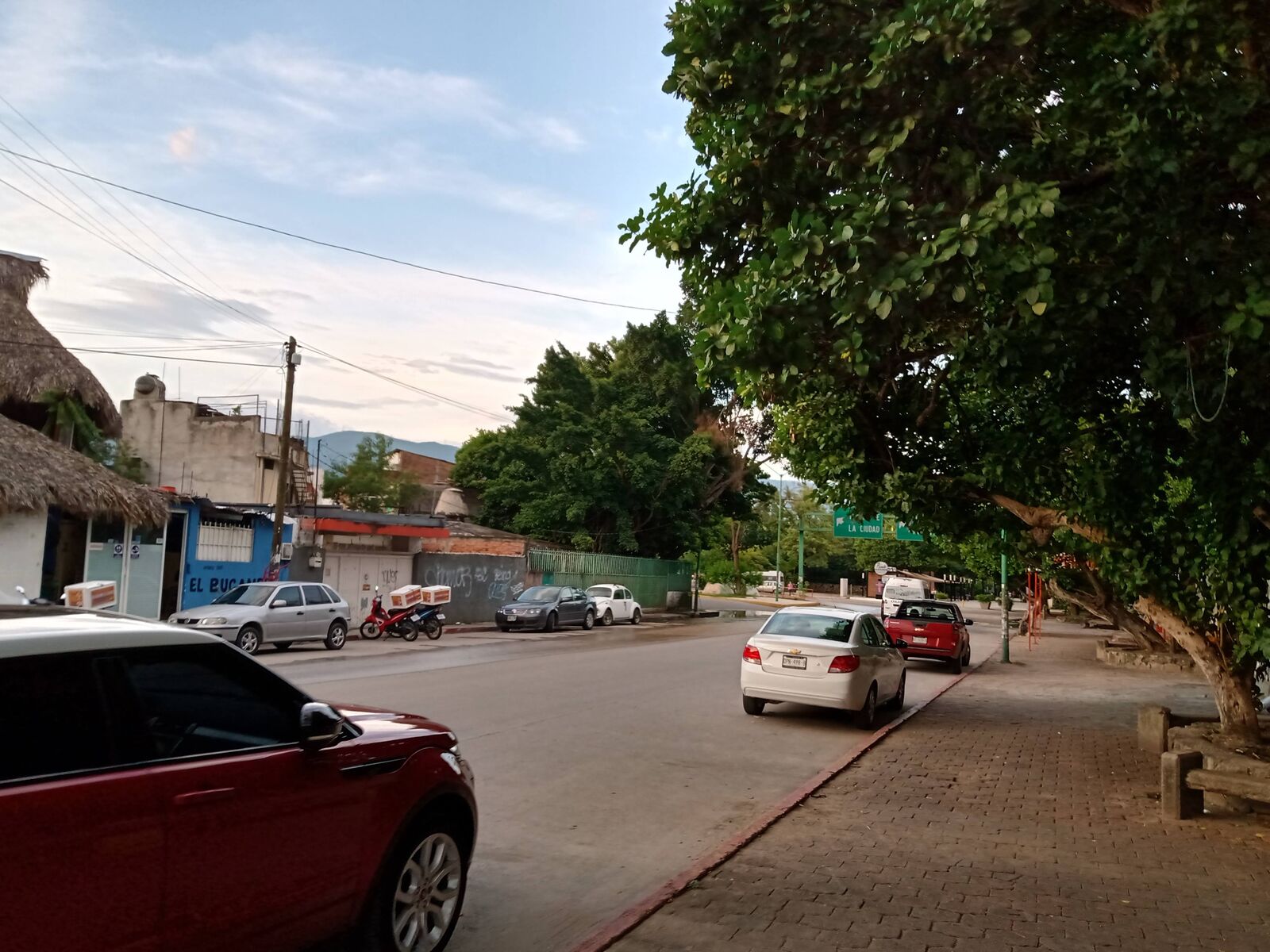 El Bucanero image 9
