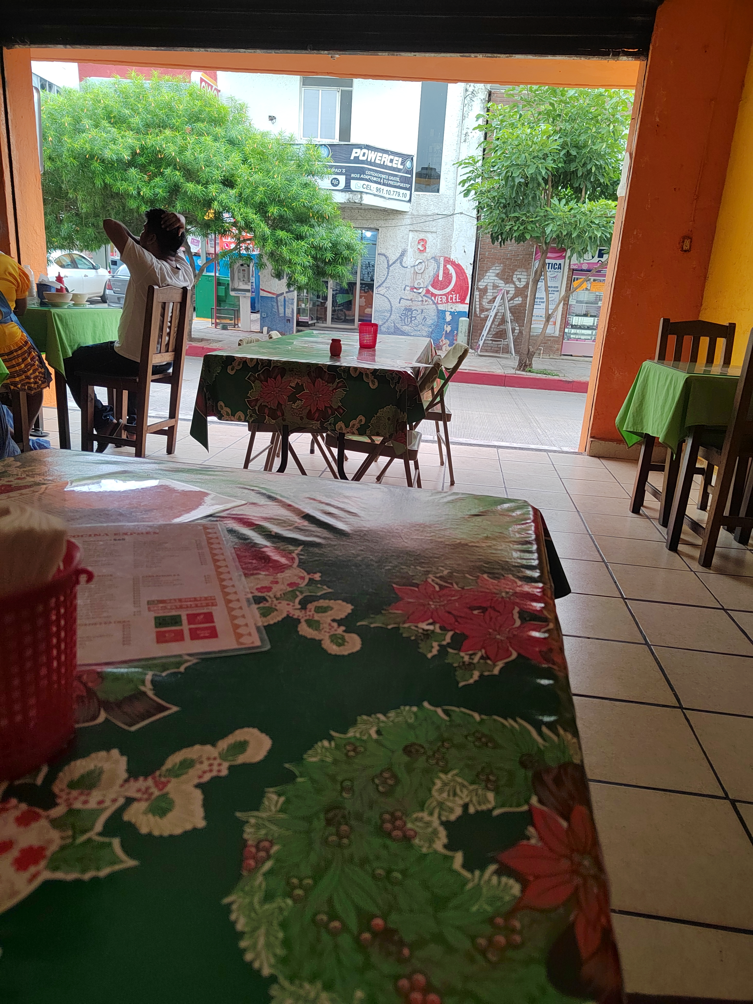 Cocina Express Restaurant image 2