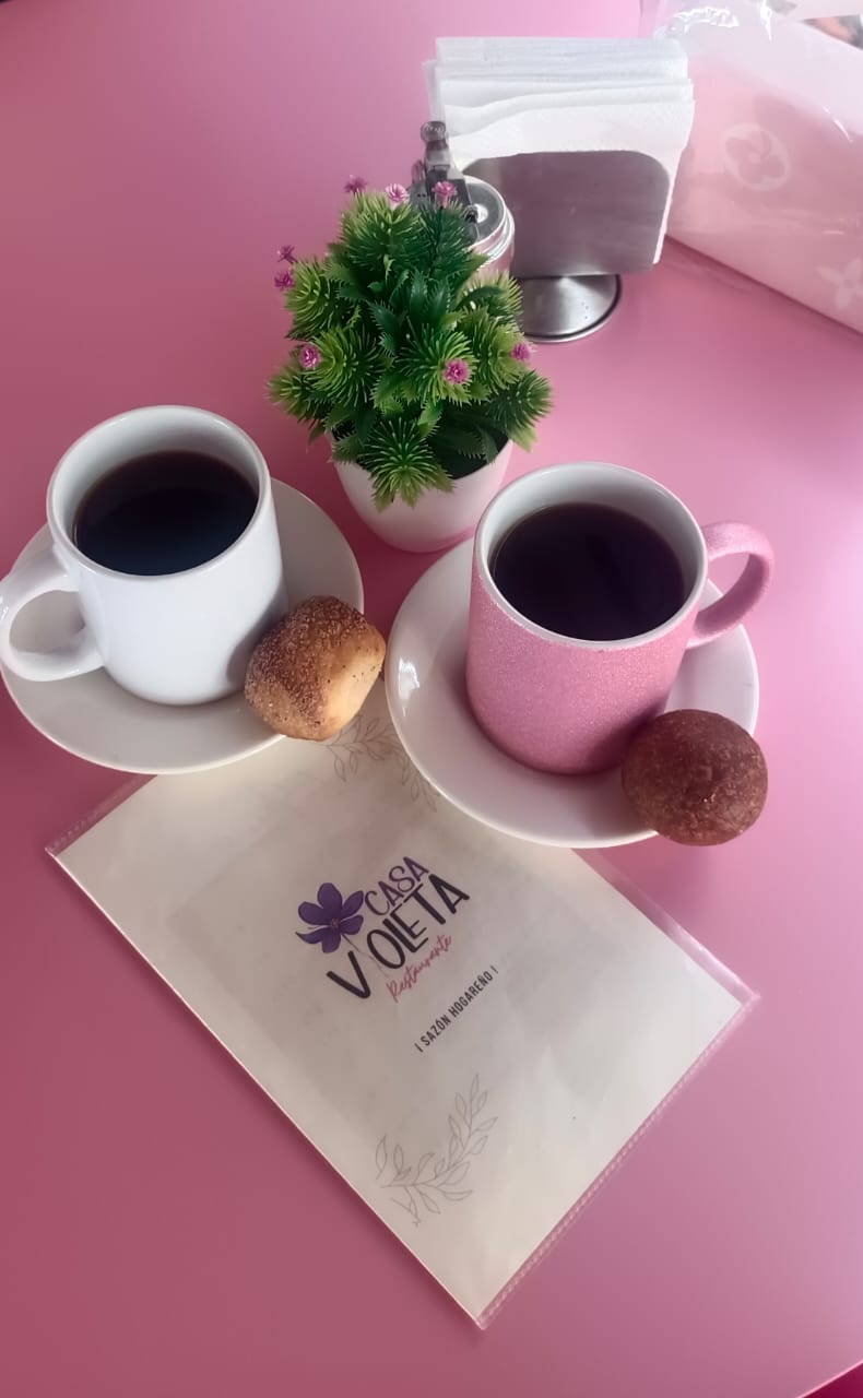 Restaurante casa violeta image 7