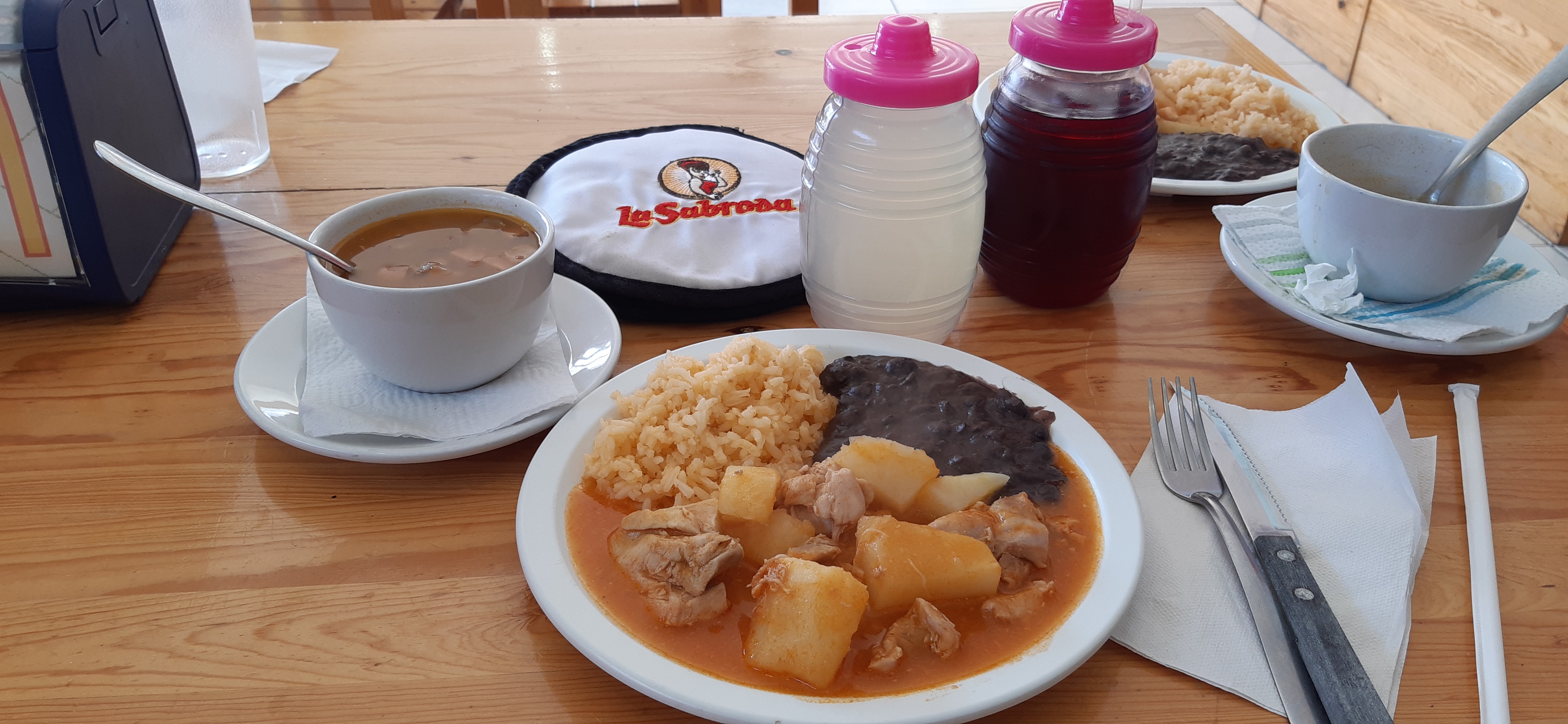 La Sabrosa Restaurant image 6