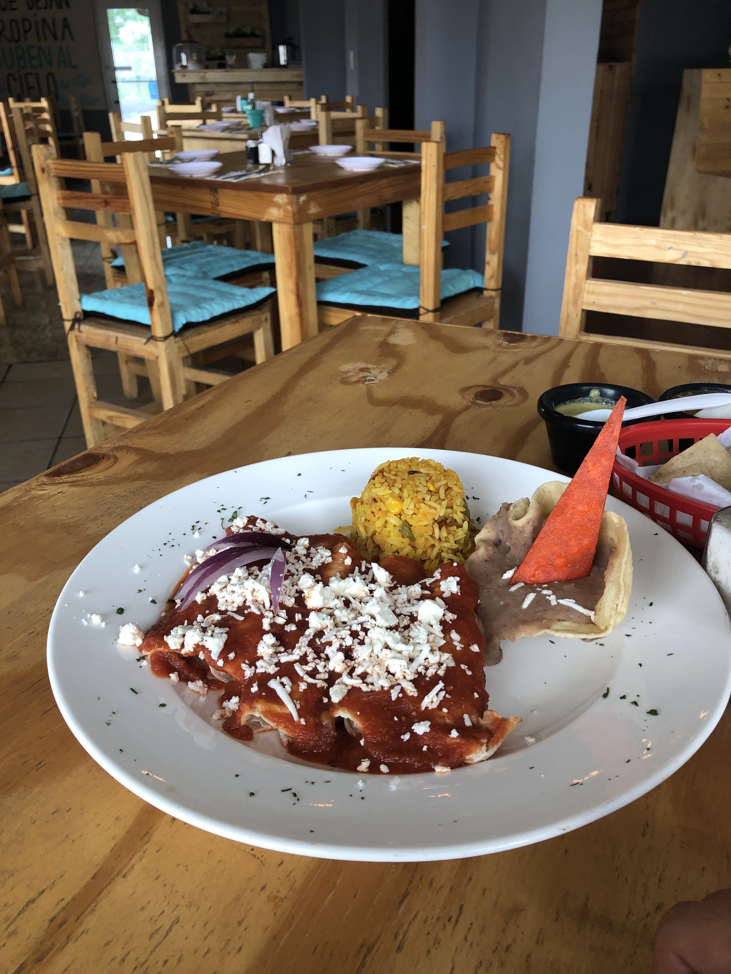 Sal Y Pimienta image 10