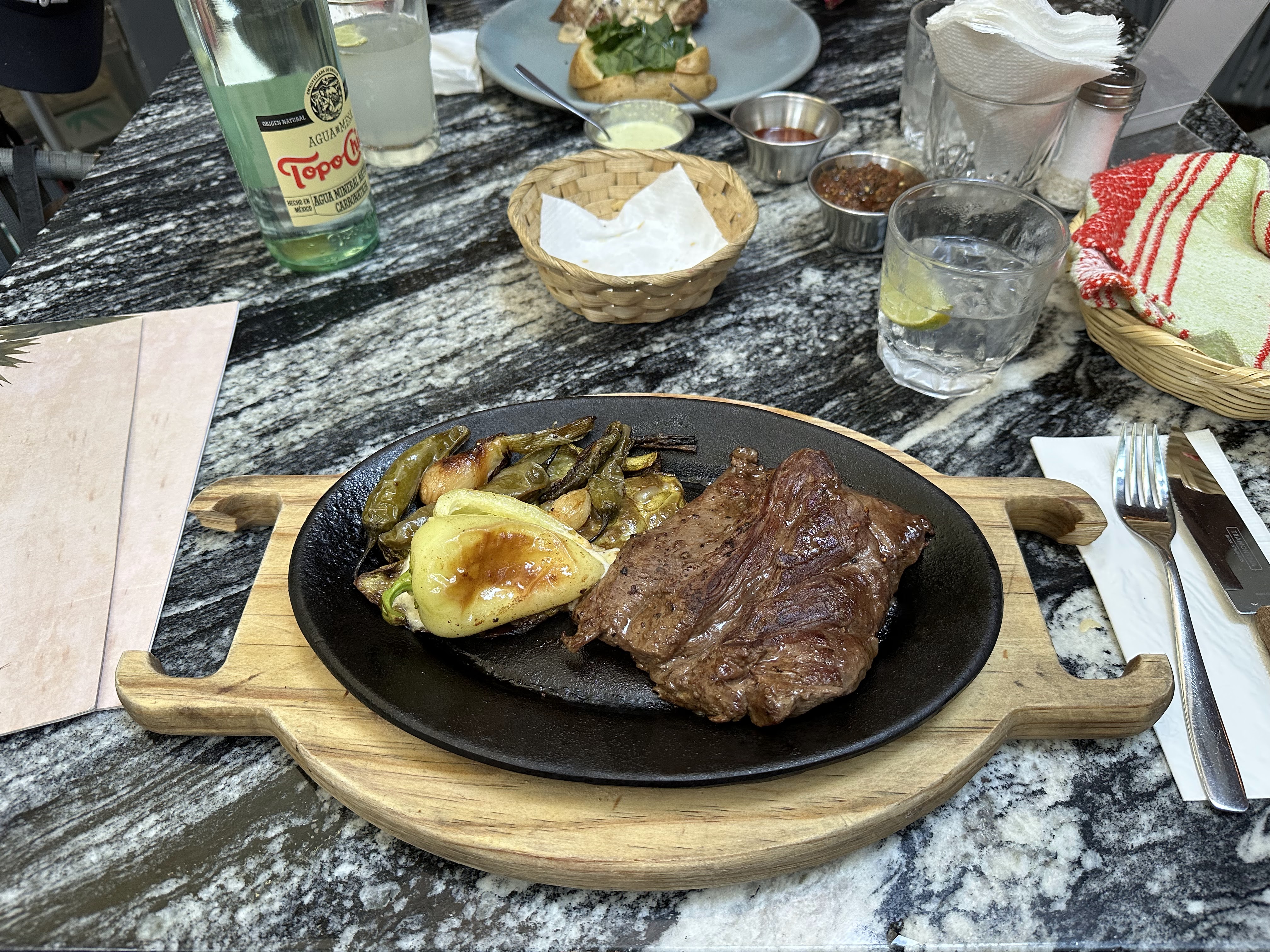 Agave Restaurante & Bar image 7