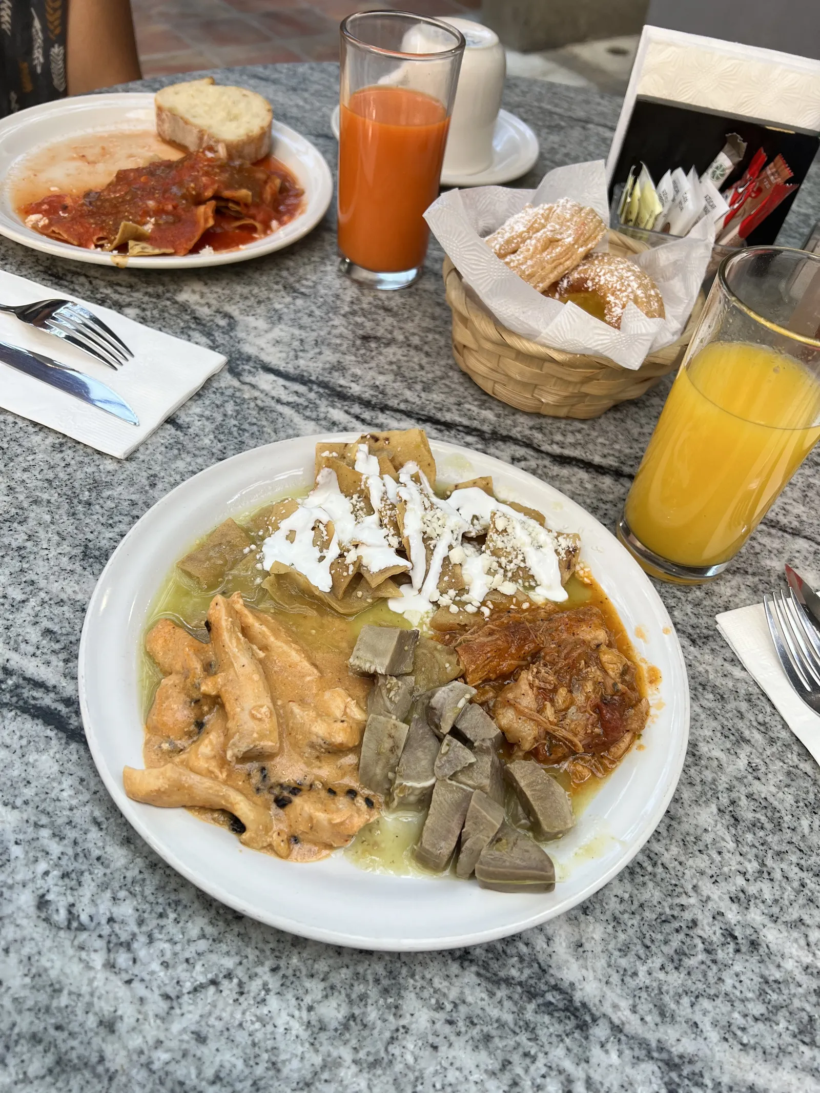 Agave Restaurante & Bar image 8