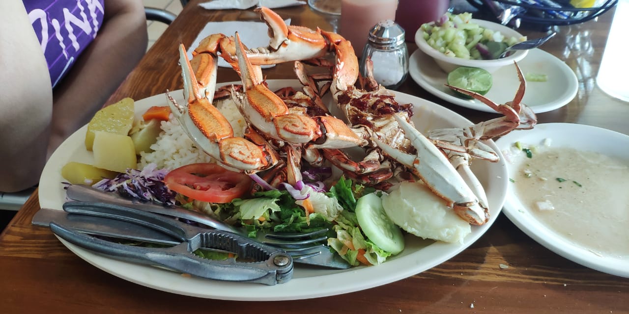 Mariscos La Langosta Feliz image 2