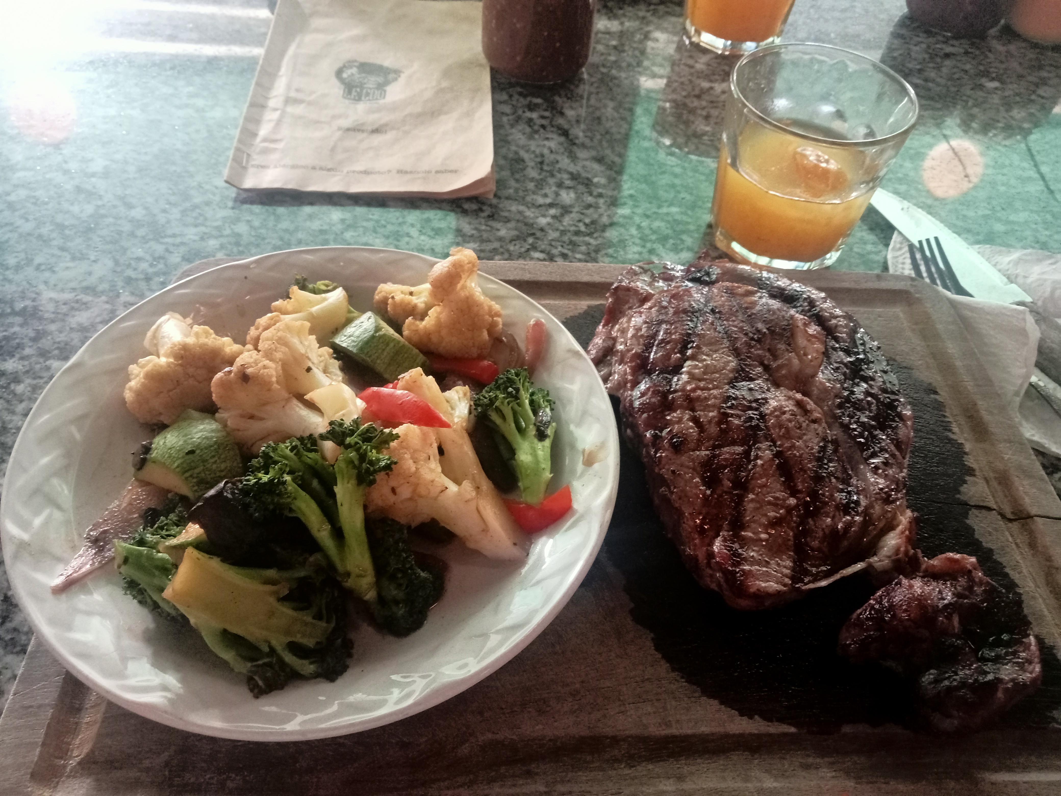 Le Coq Grill image 3