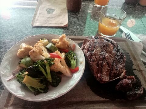 Le Coq Grill image 3
