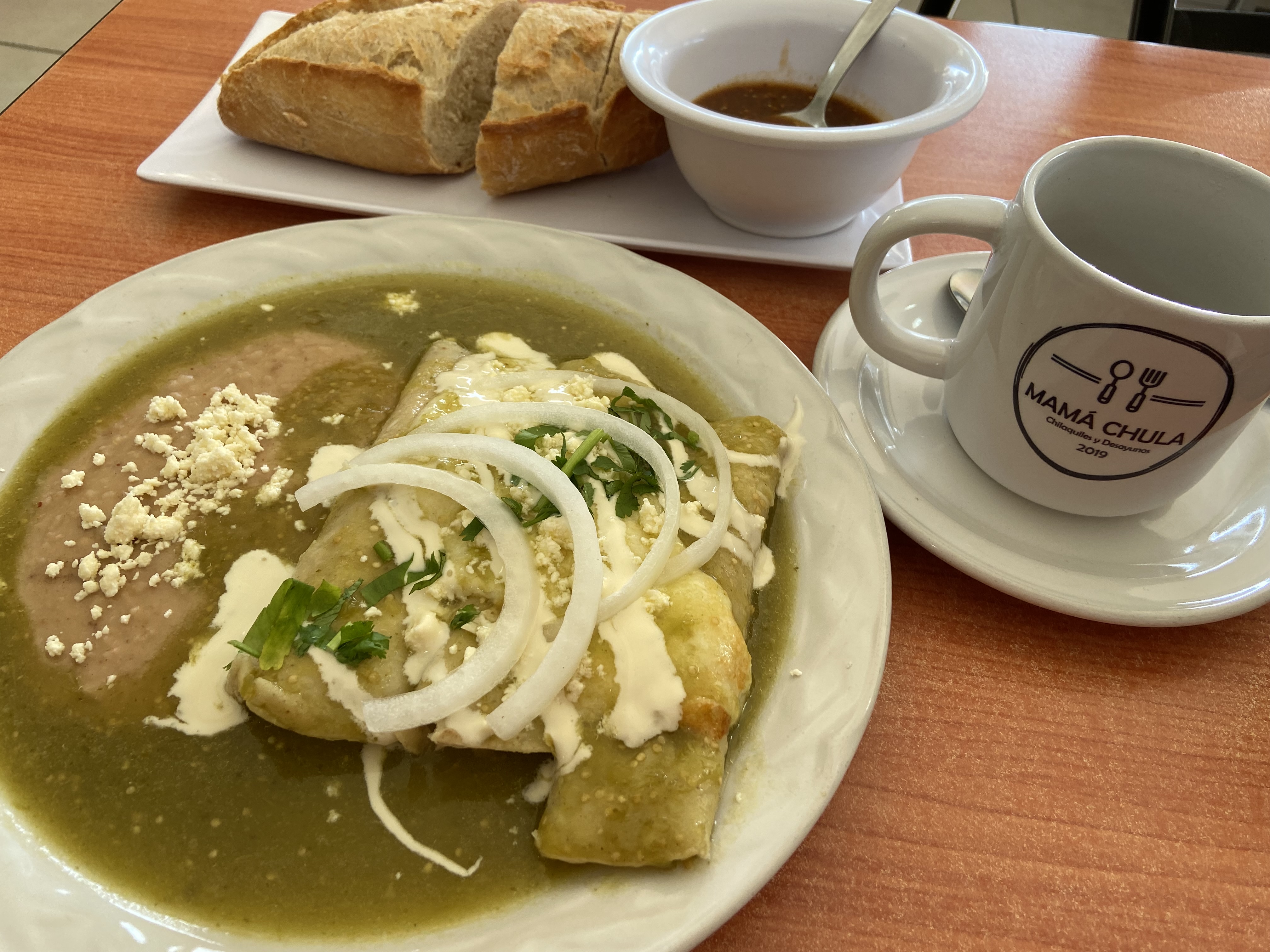 Mamá Chula, Chilaquiles y Desayunos image 8