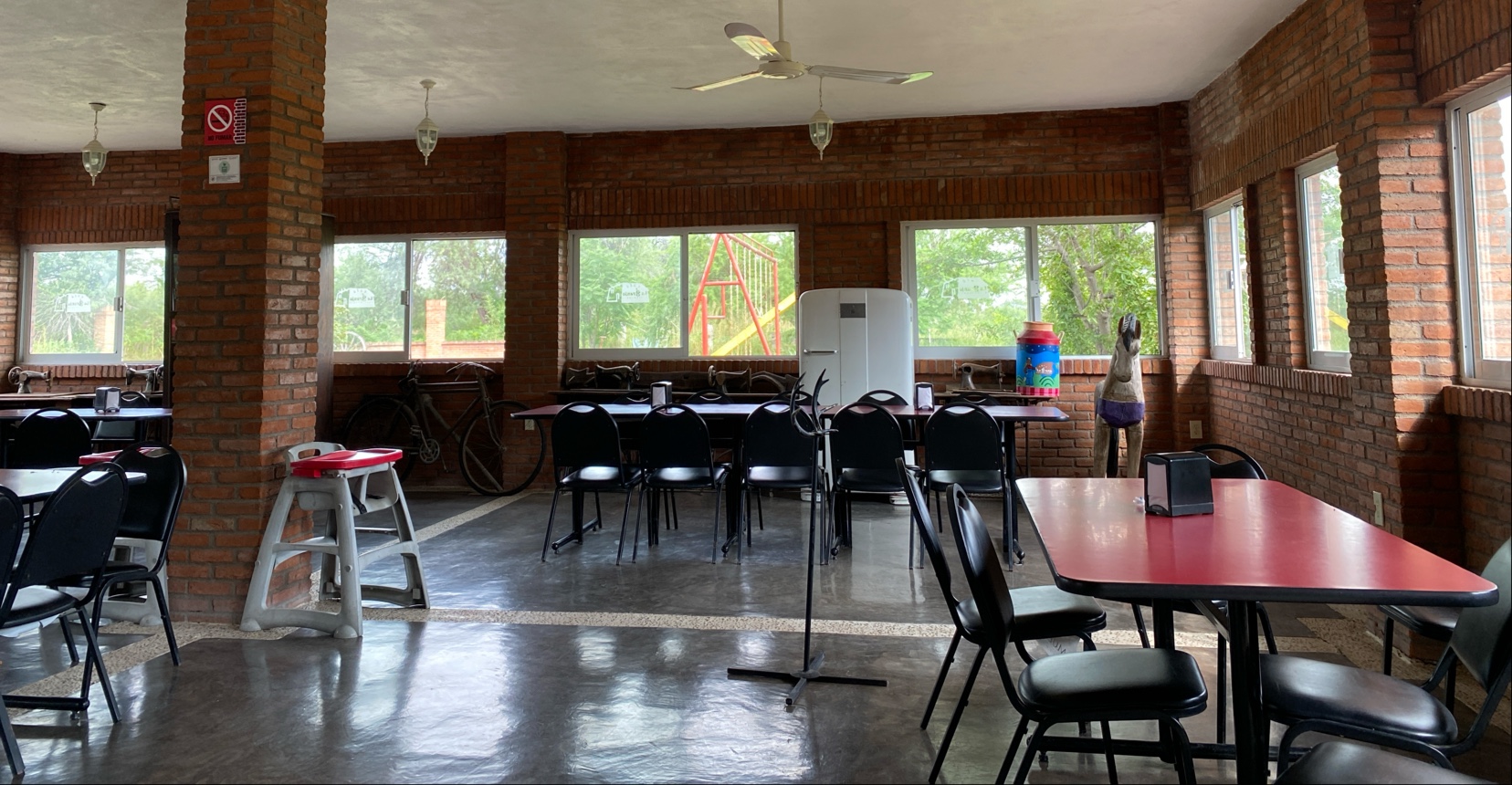 Café La Granja Restaurante image 1