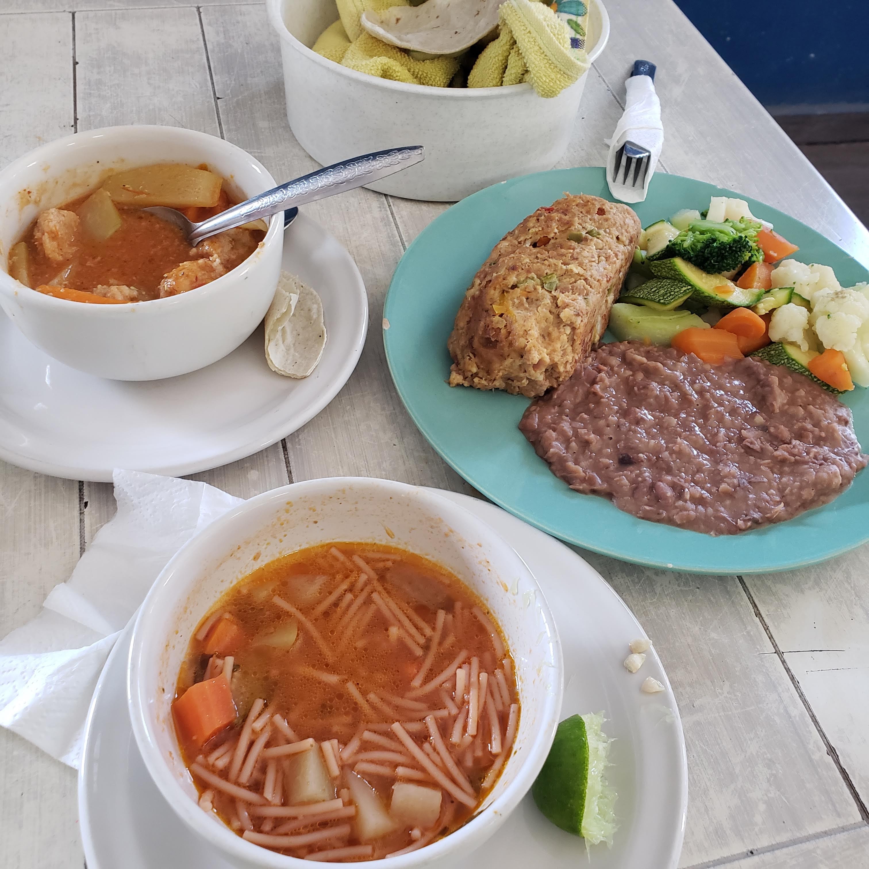 La Comidilla image 1