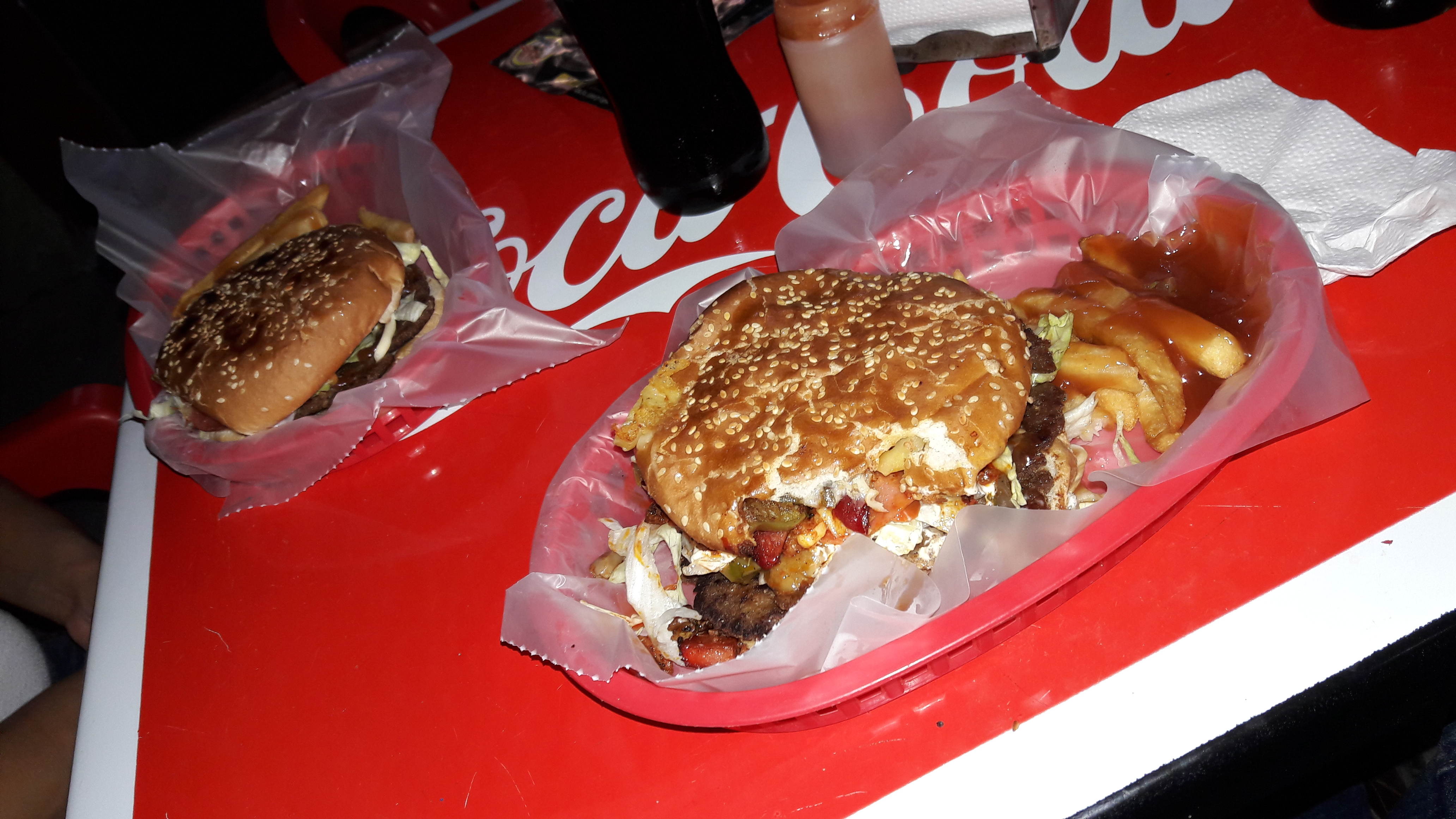 Alitas Y Hamburguesas Al Cambron image 2