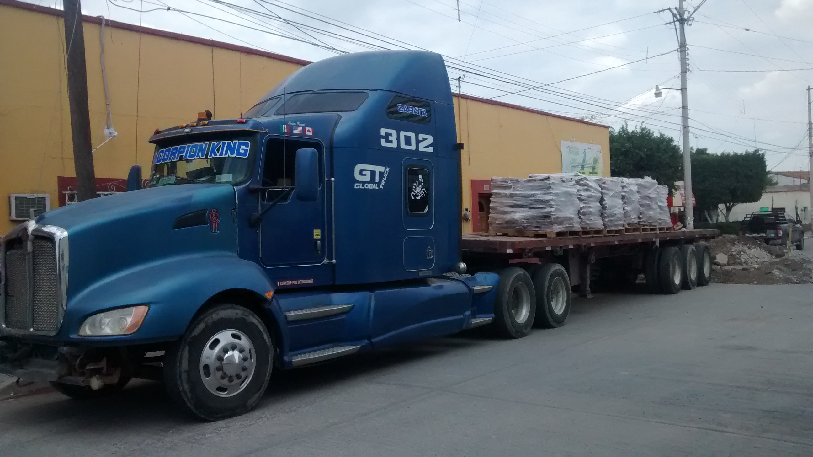 Alitas Y Hamburguesas Al Cambron image 9