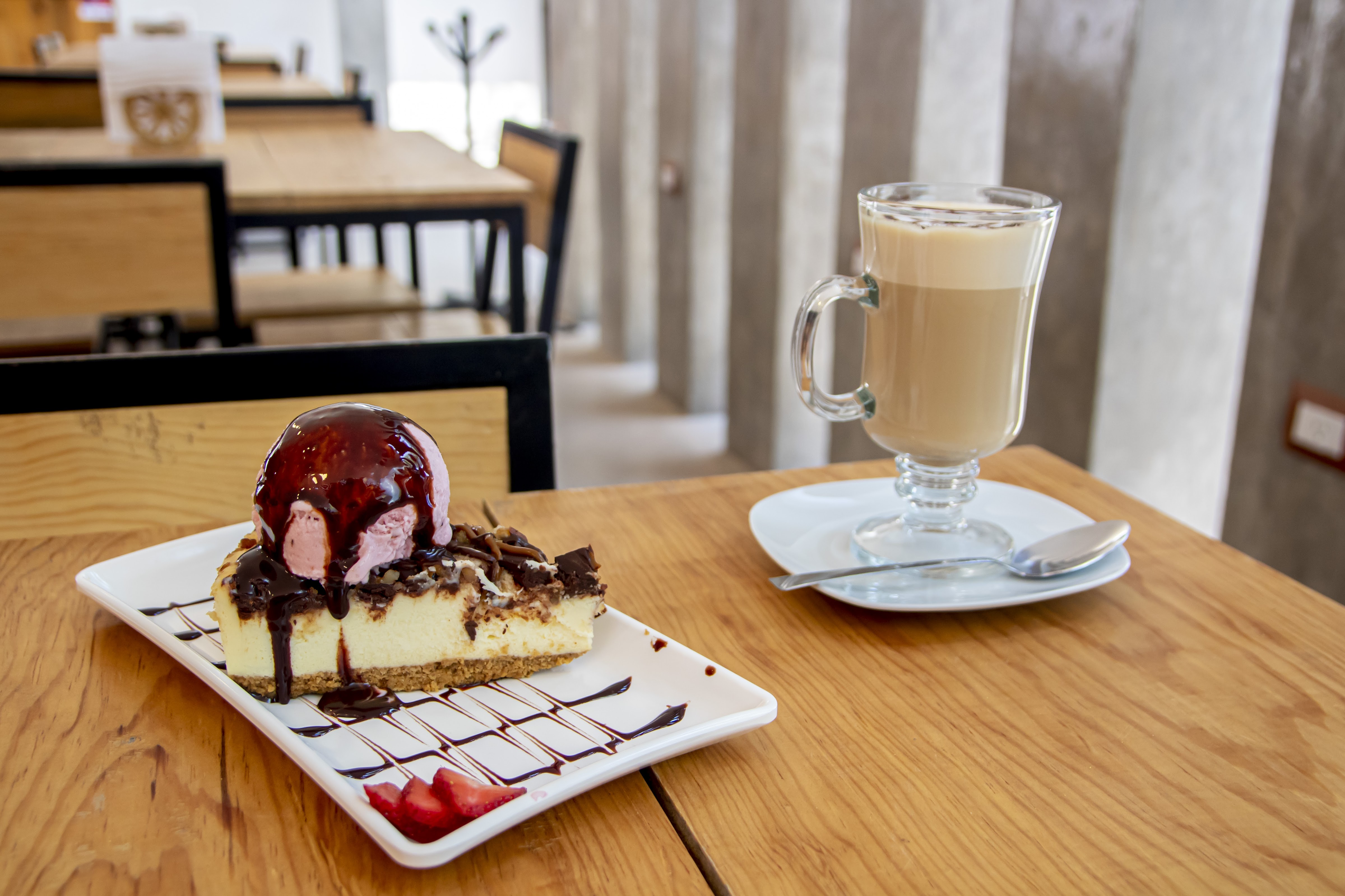 4 Lunas Plaza de Artesanias image 4