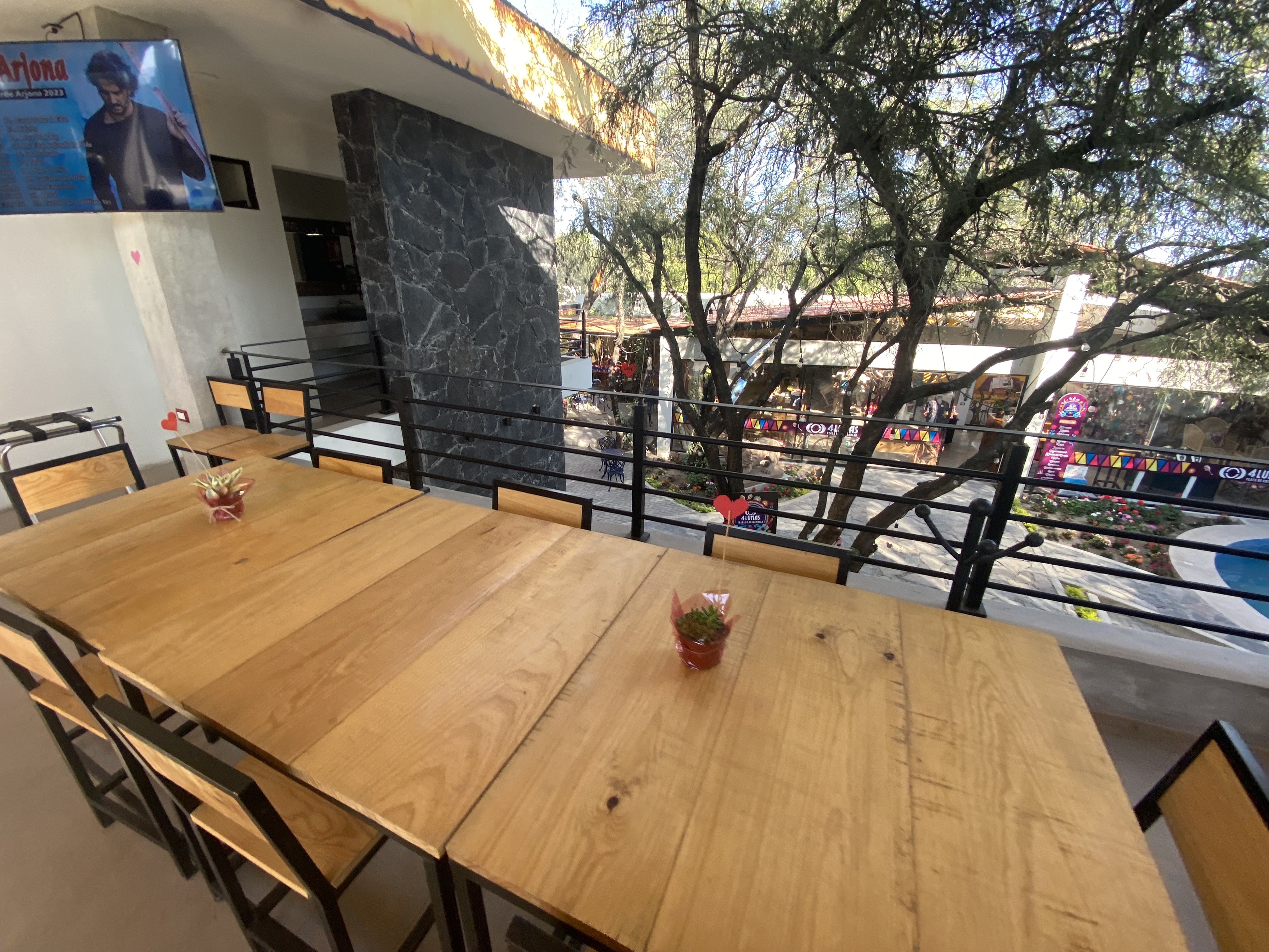 4 Lunas Plaza de Artesanias image 10