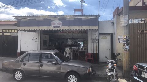 "El Lucero" Tortas Y Cremeria image 3