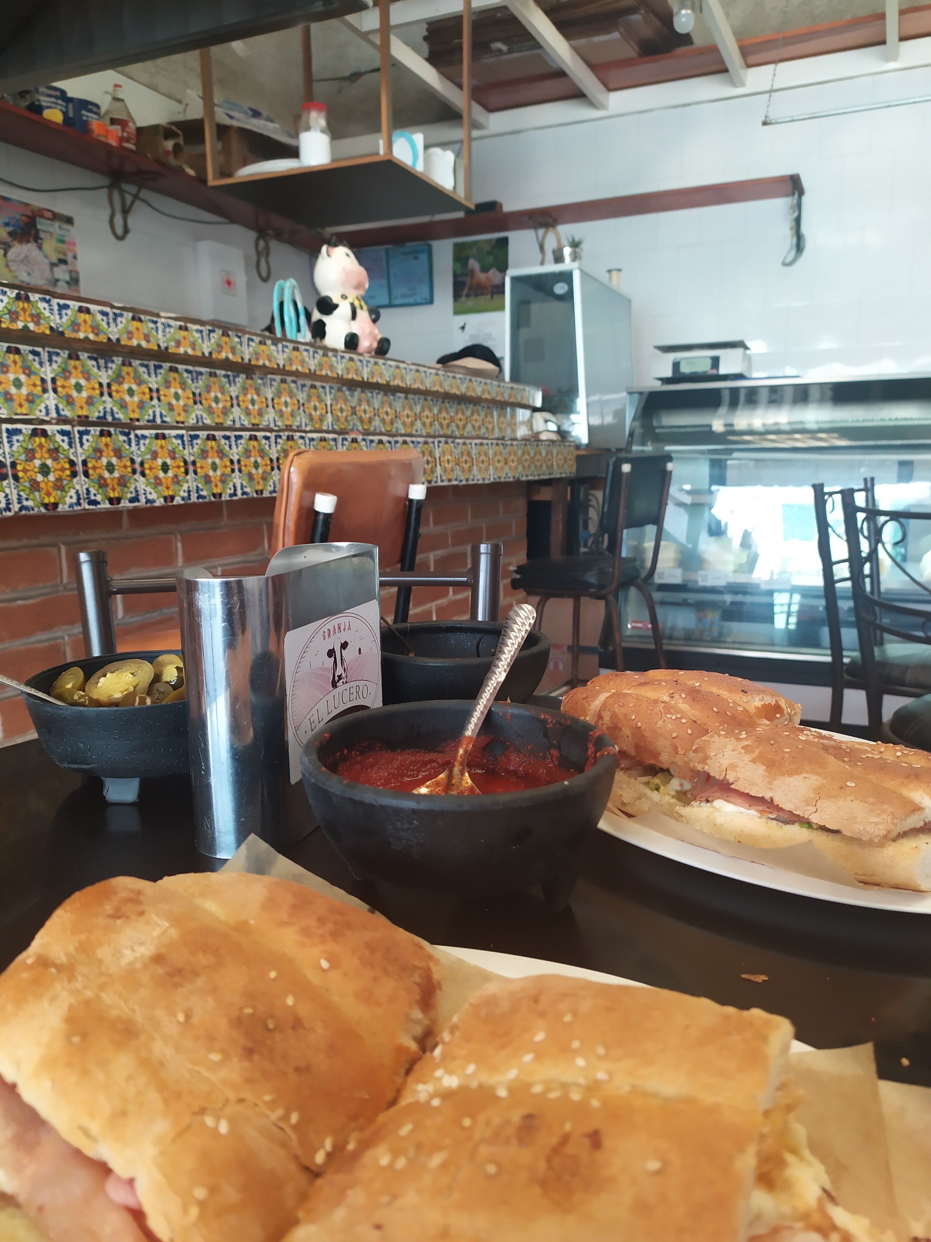 "El Lucero" Tortas Y Cremeria image 4