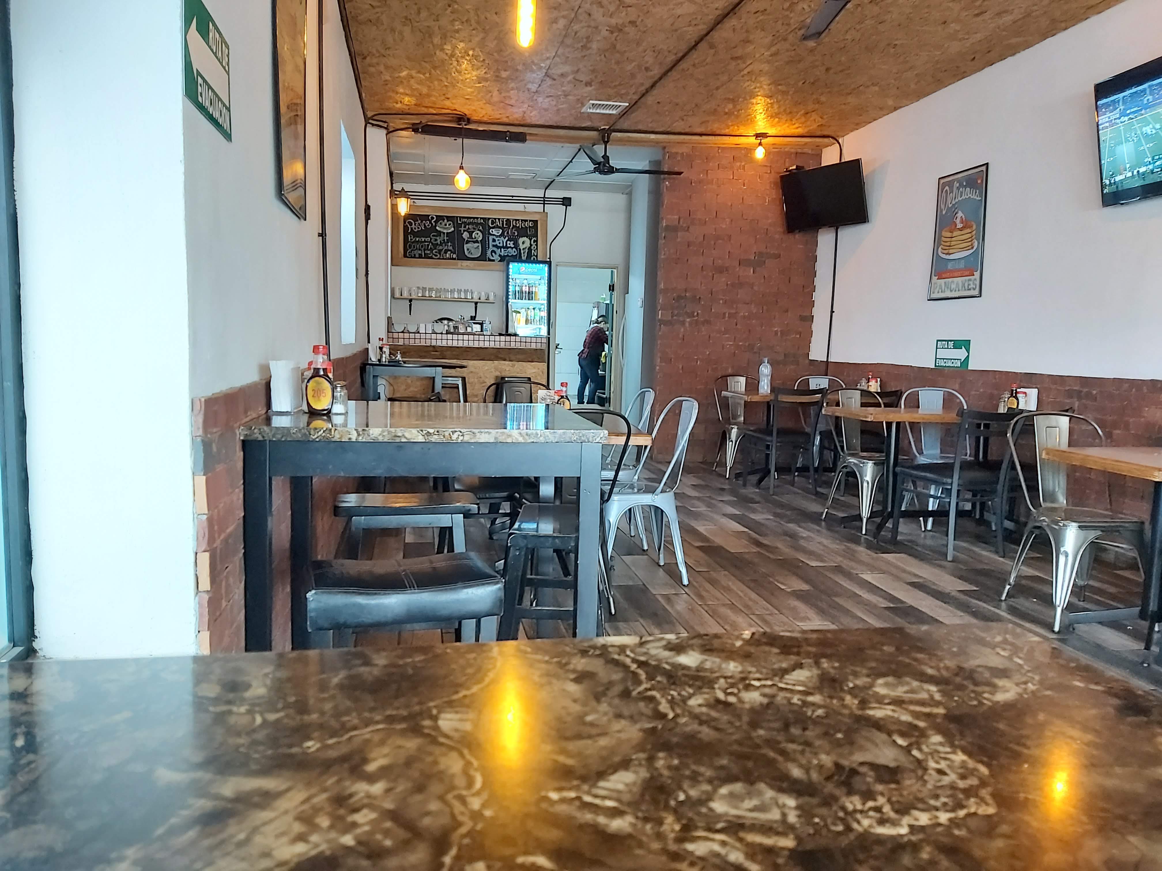 205 desayunos & cafe image 1