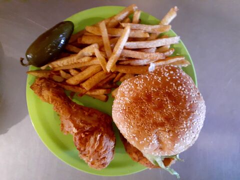 POLLOS El CHILIN image 3