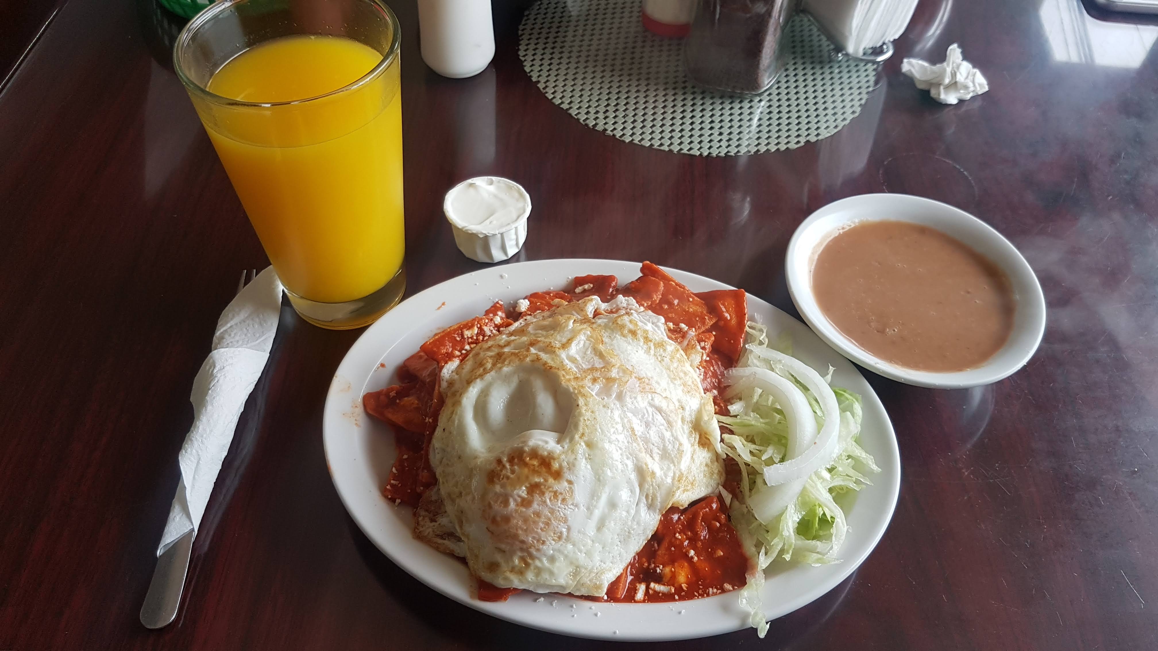 Los Compadres image 2