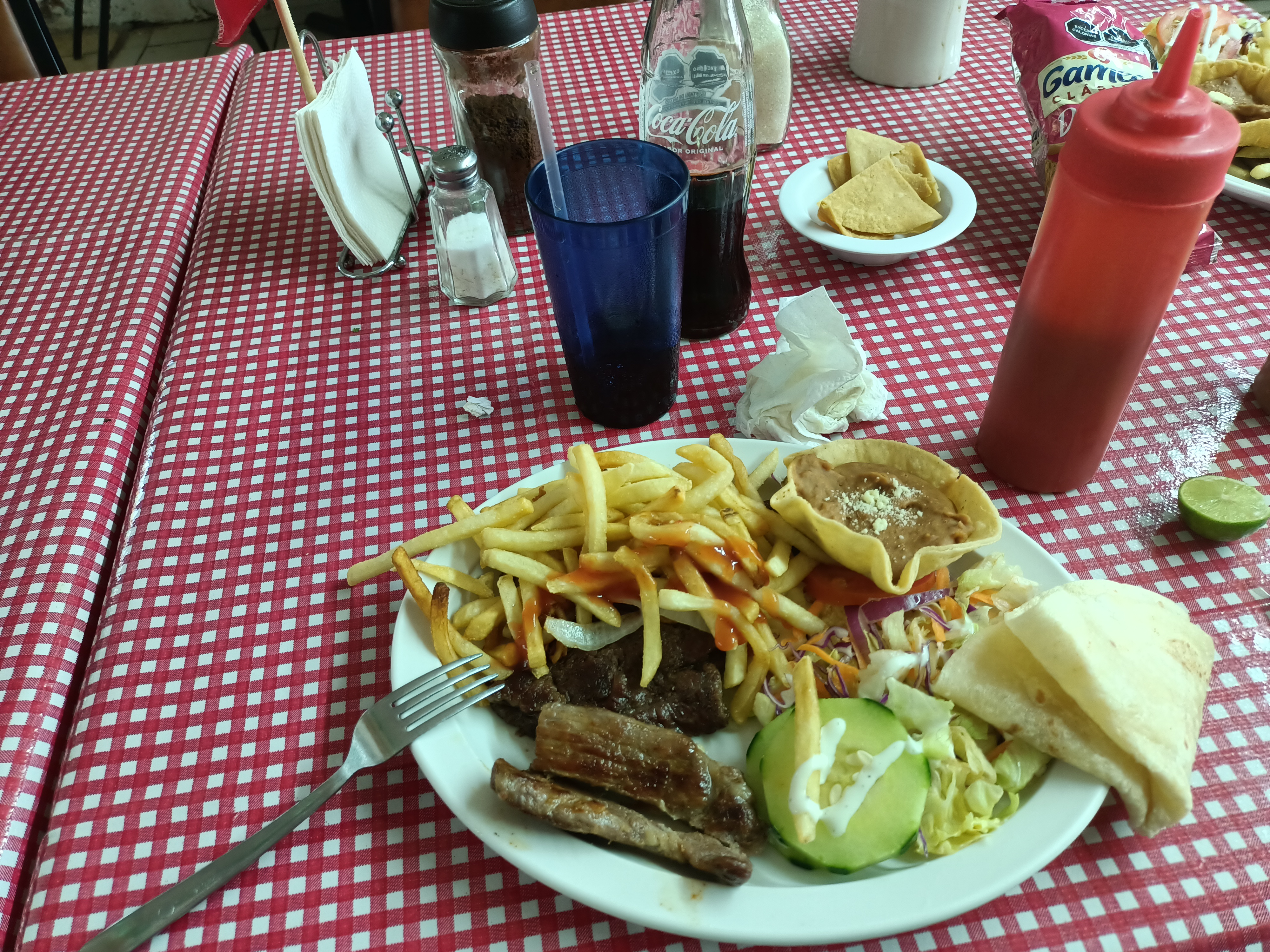 Los Compadres image 9