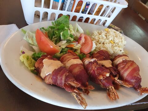 Mariscos La piraña image 8
