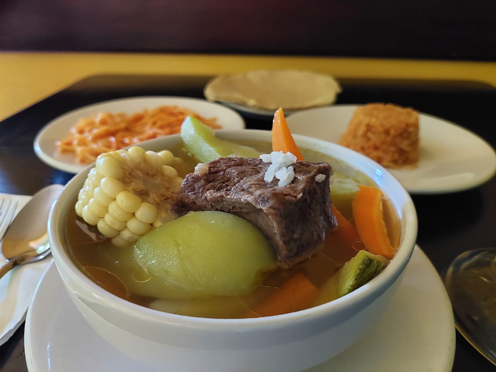 El Buen Sazón Calle 6 image 5