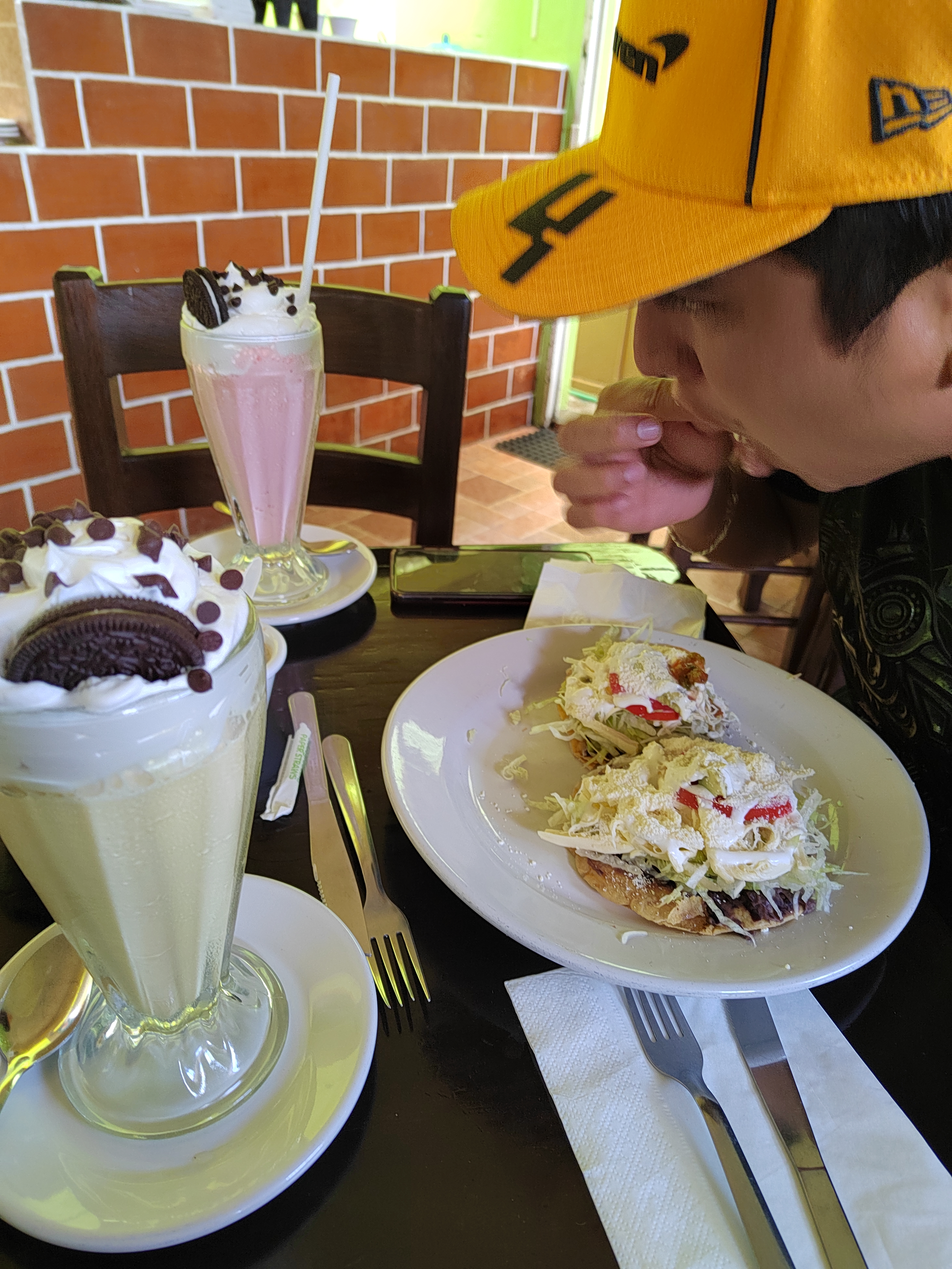 El Buen Sazón Calle 6 image 8