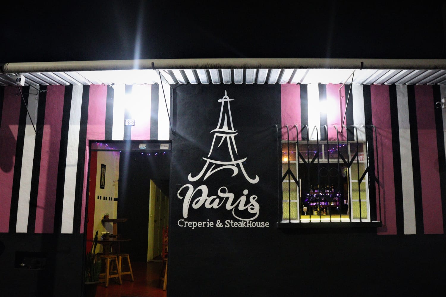 París Crêperie & SteakHouse image 3