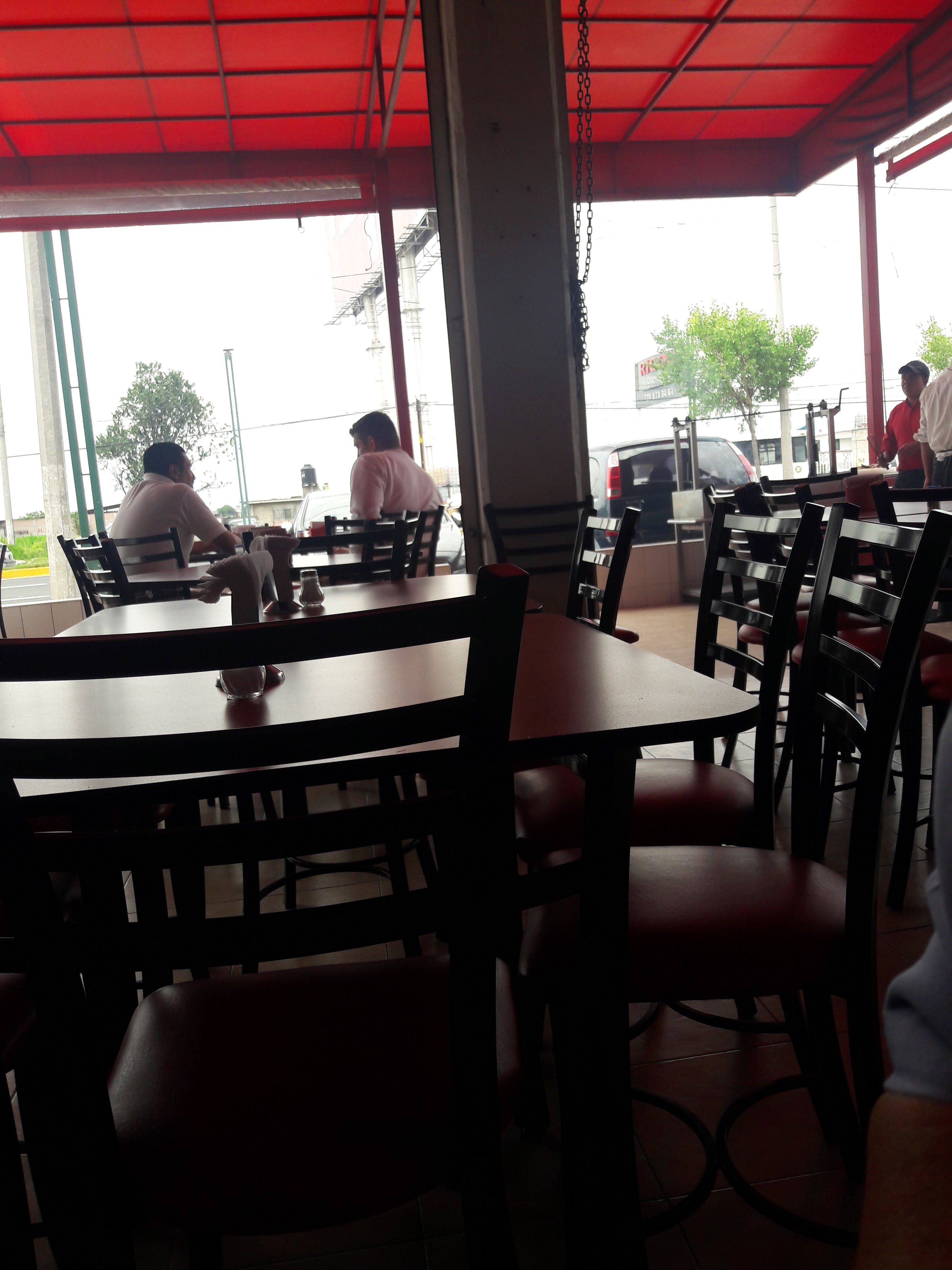 Los Novillos Aeropuerto image 3