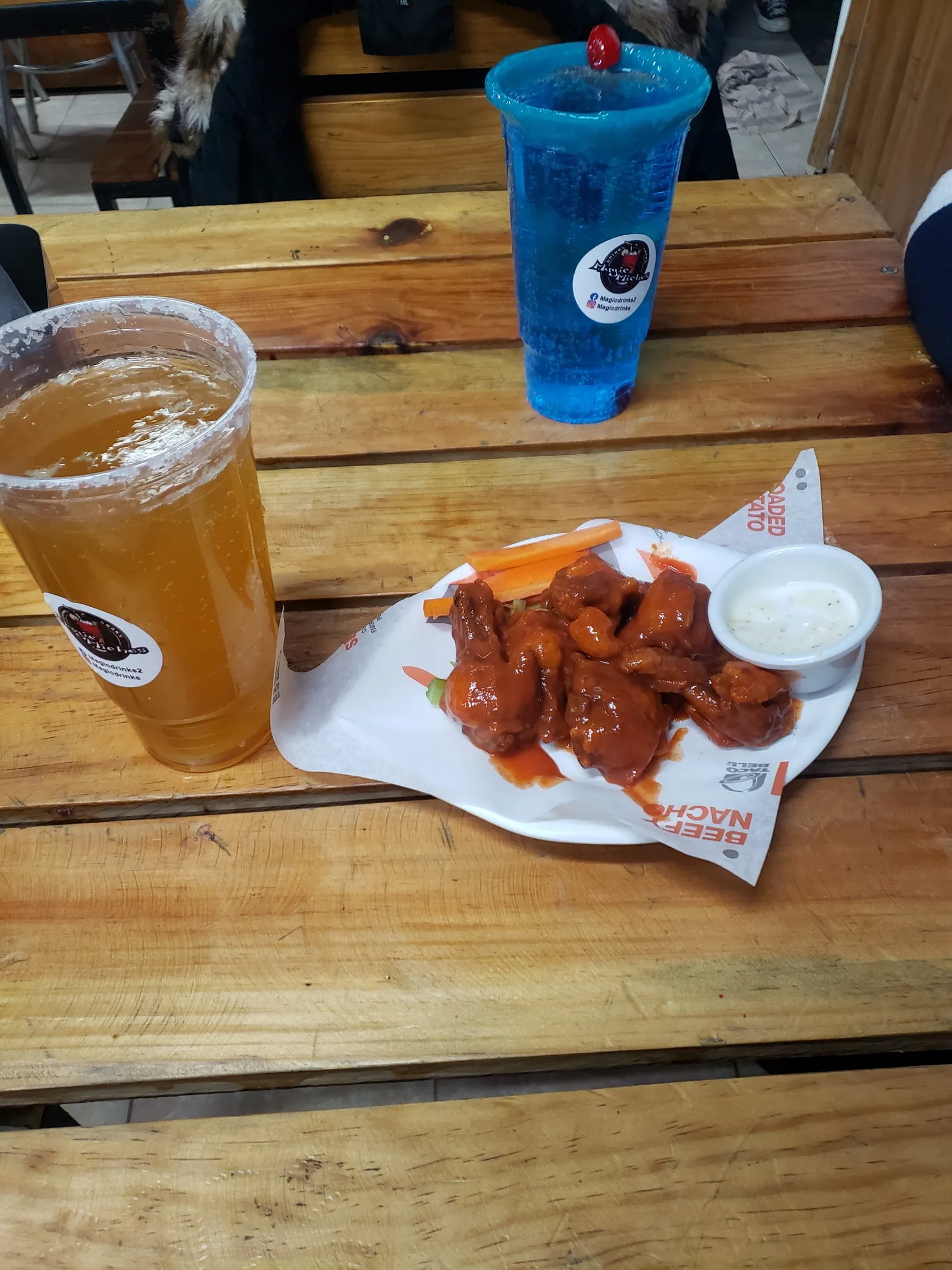 Cruderia Los Agaves y Magic Drinks image 5