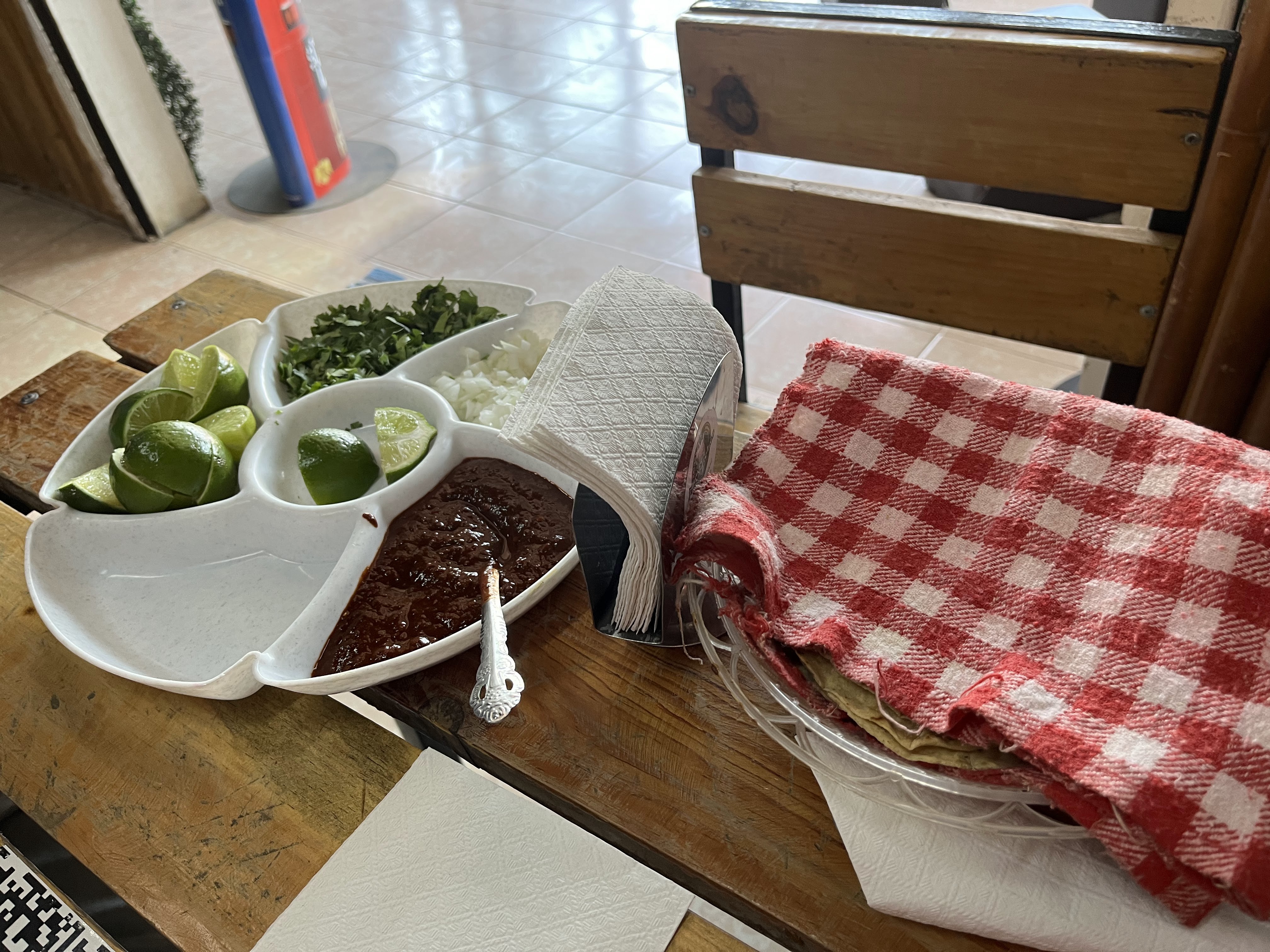 Cruderia Los Agaves y Magic Drinks image 6