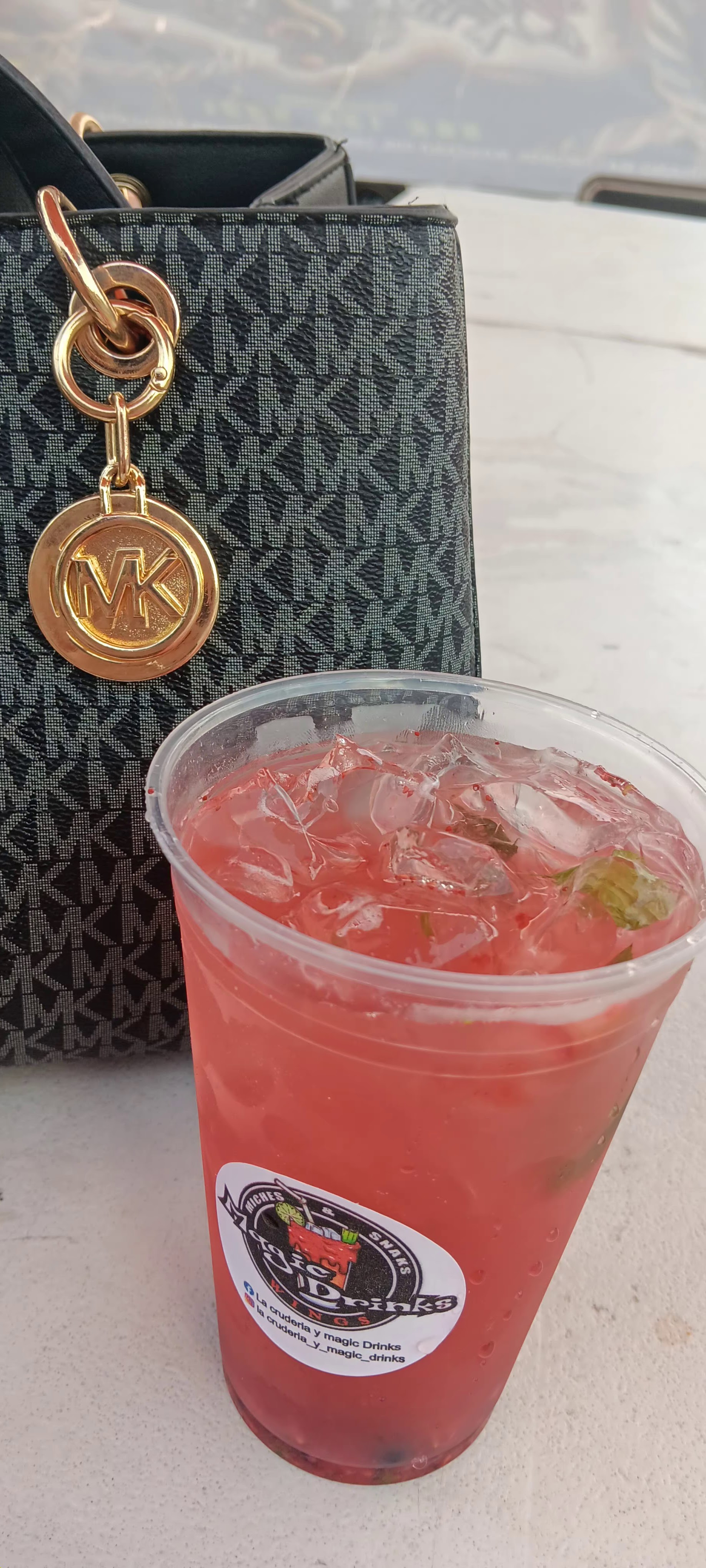 Cruderia Los Agaves y Magic Drinks image 7